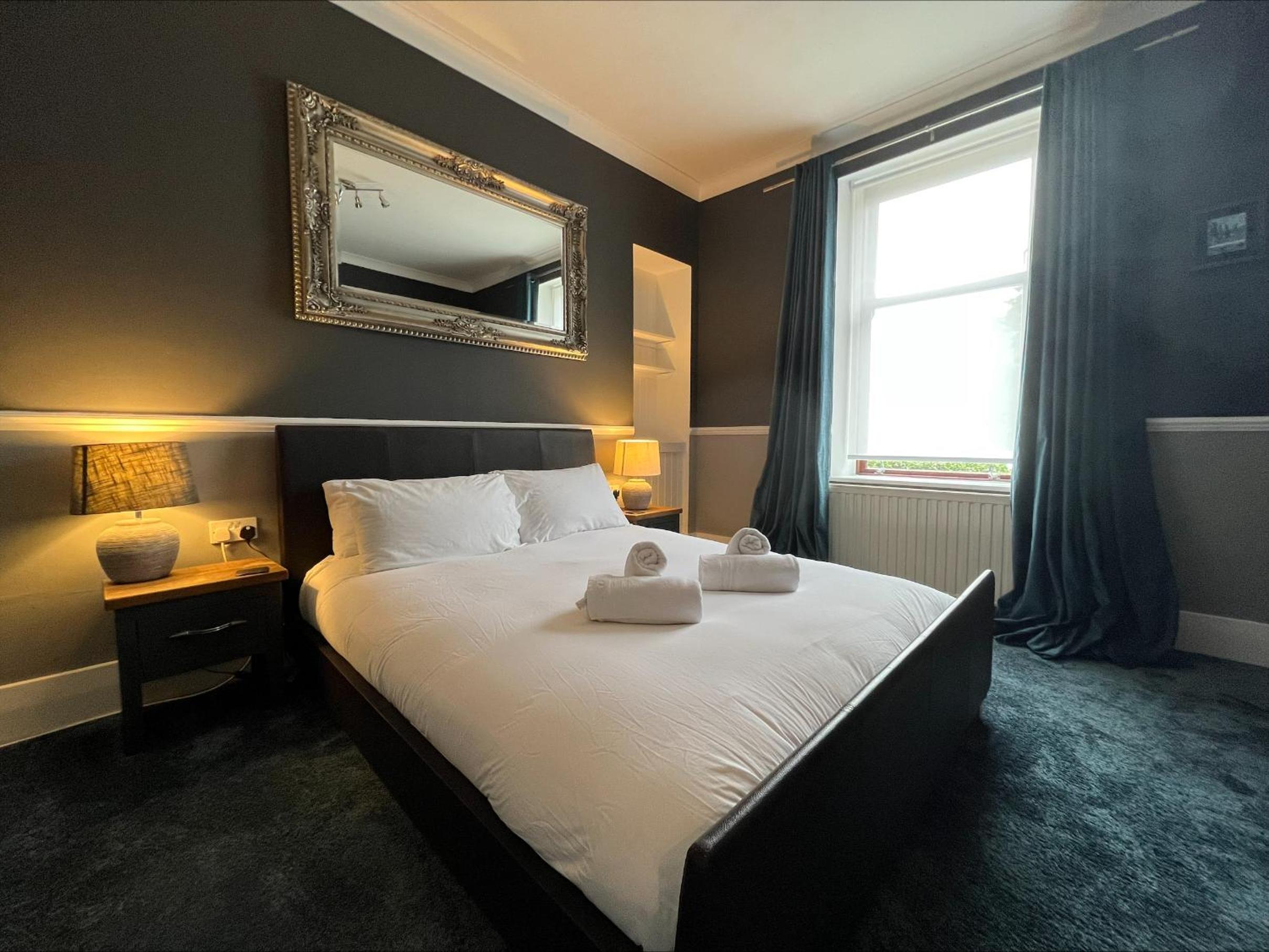 Jardine Apartment @ Cairn Dhu House view 2