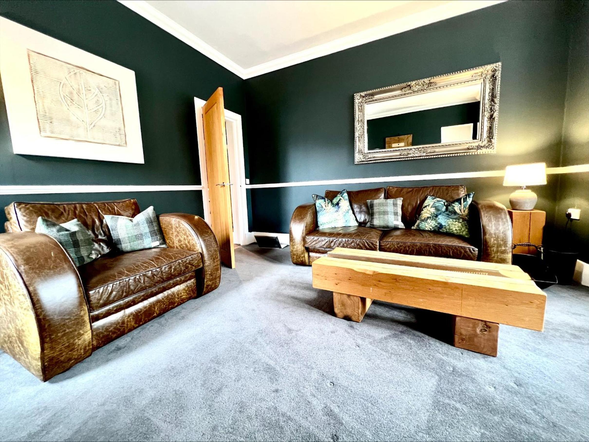 Jardine Apartment @ Cairn Dhu House view 4