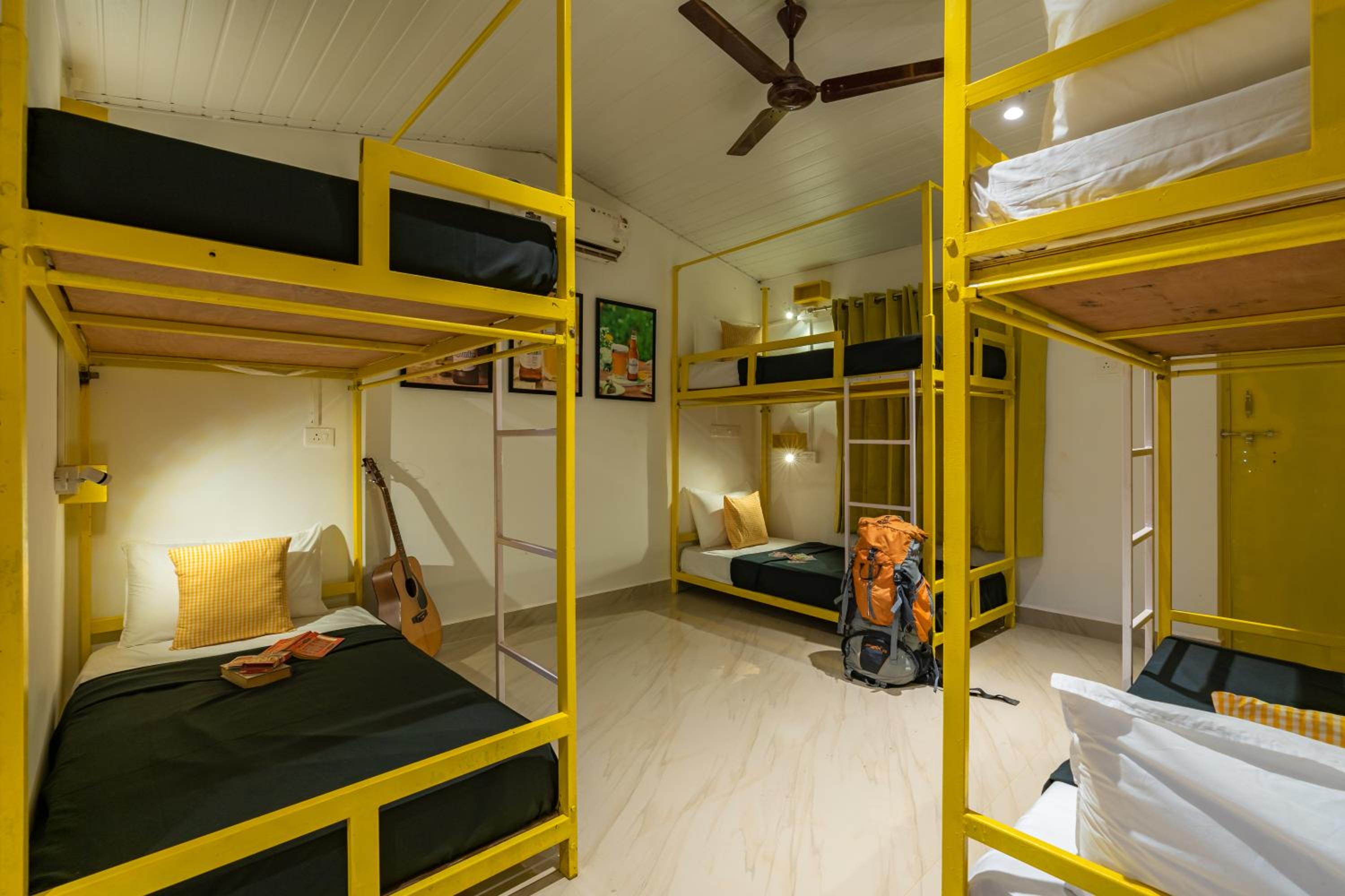 Whoopers Party Hostel, Palolem