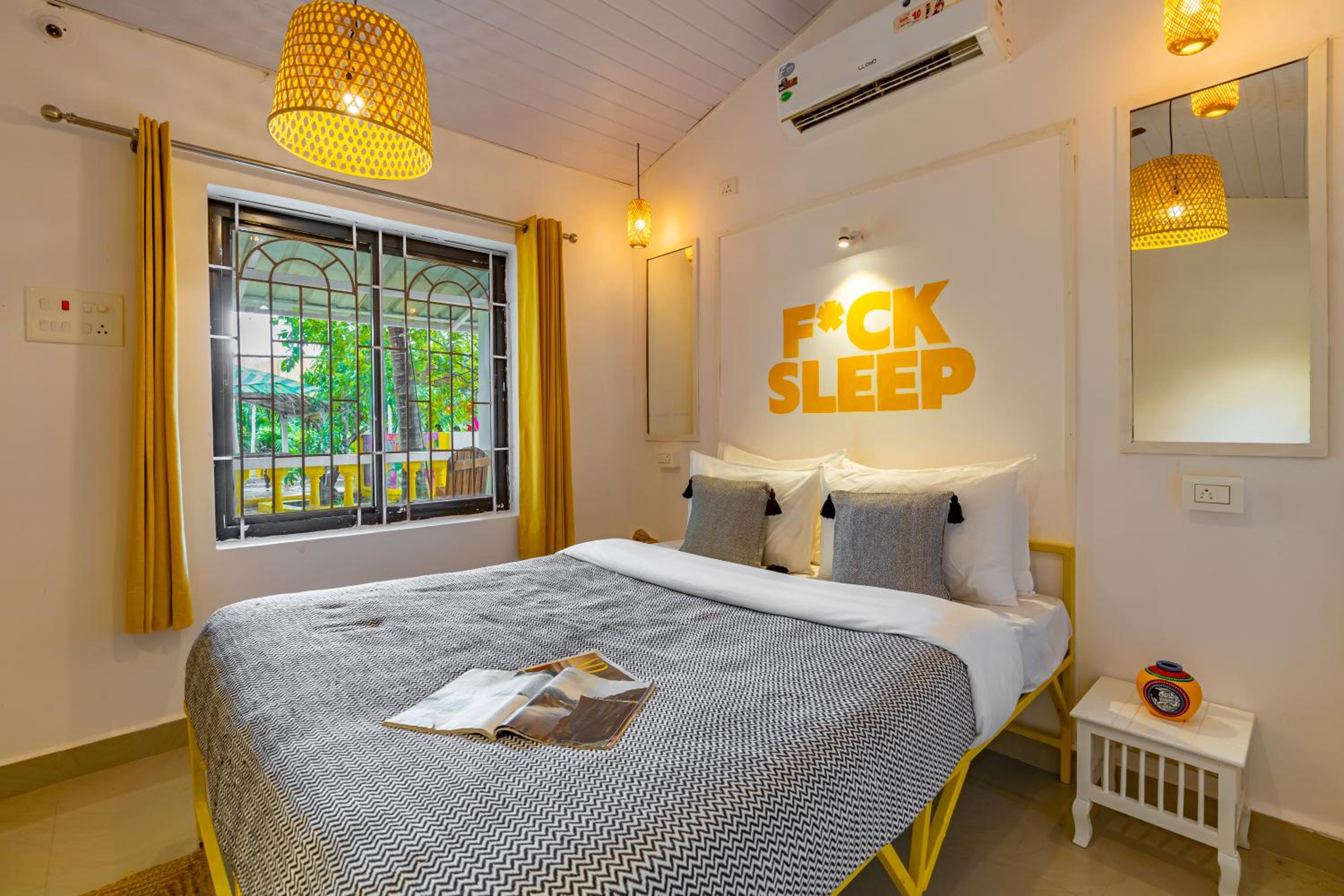 Whoopers Party Hostel, Palolem