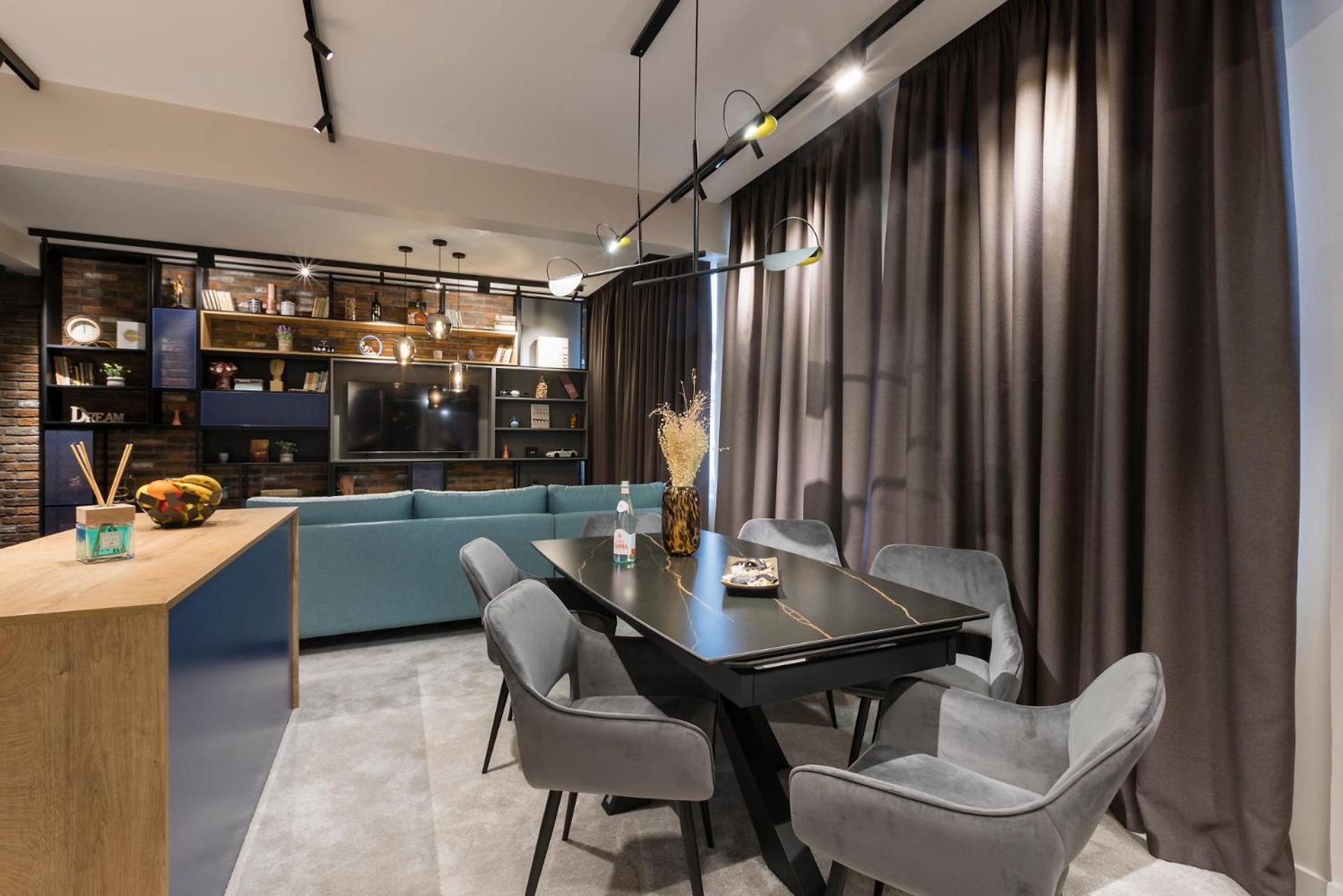 Egoist Boutique Suites