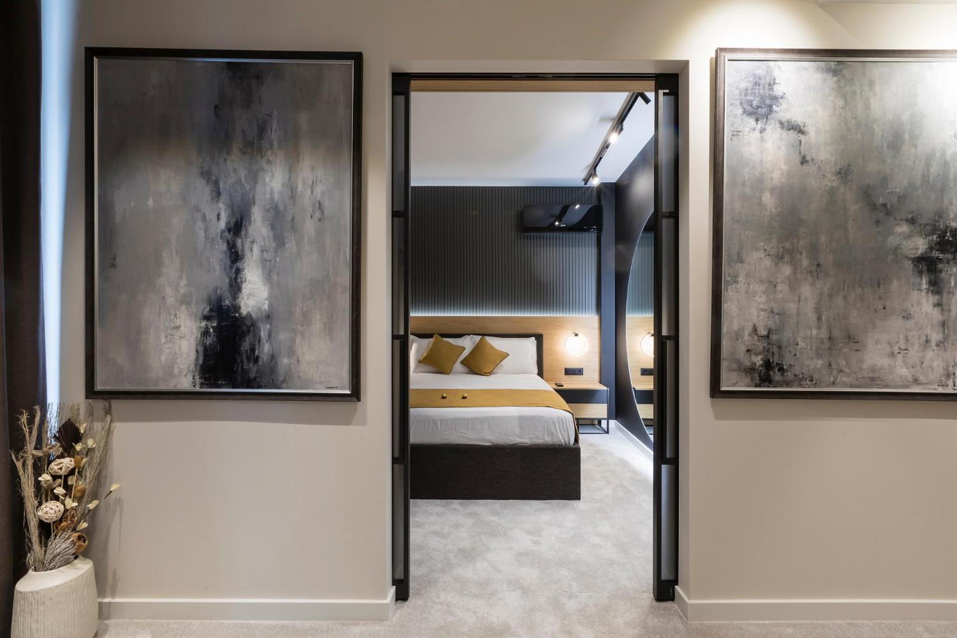 Egoist Boutique Suites