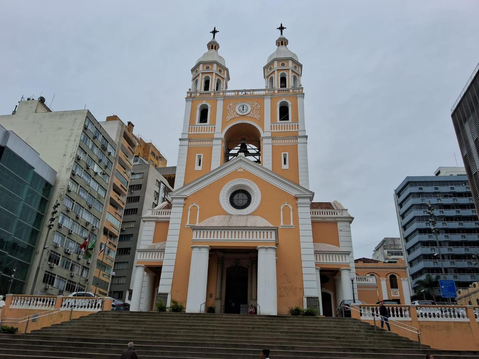 Apto aconchegante no Centro de Florianópolis