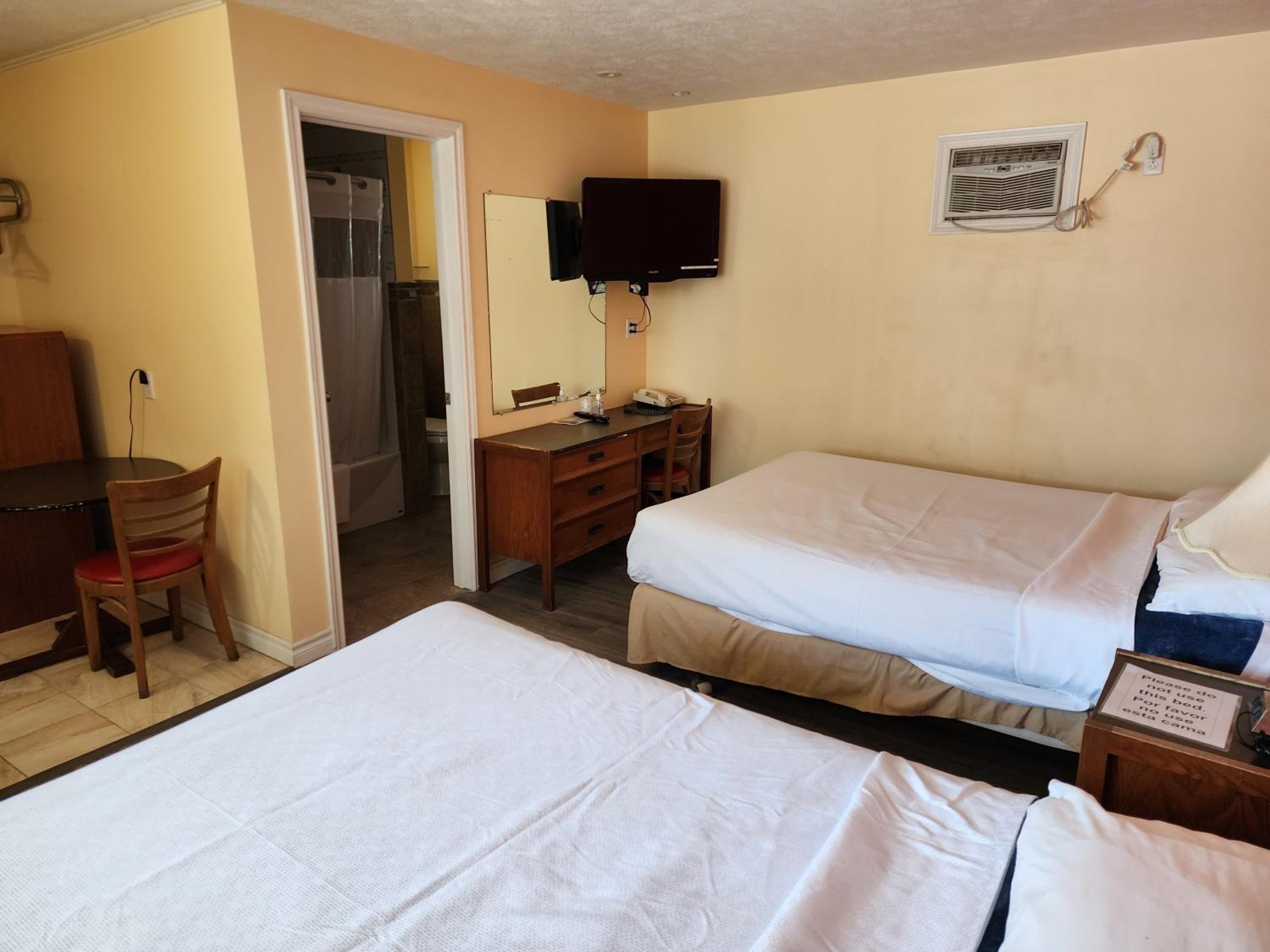 Sunparlor Motel