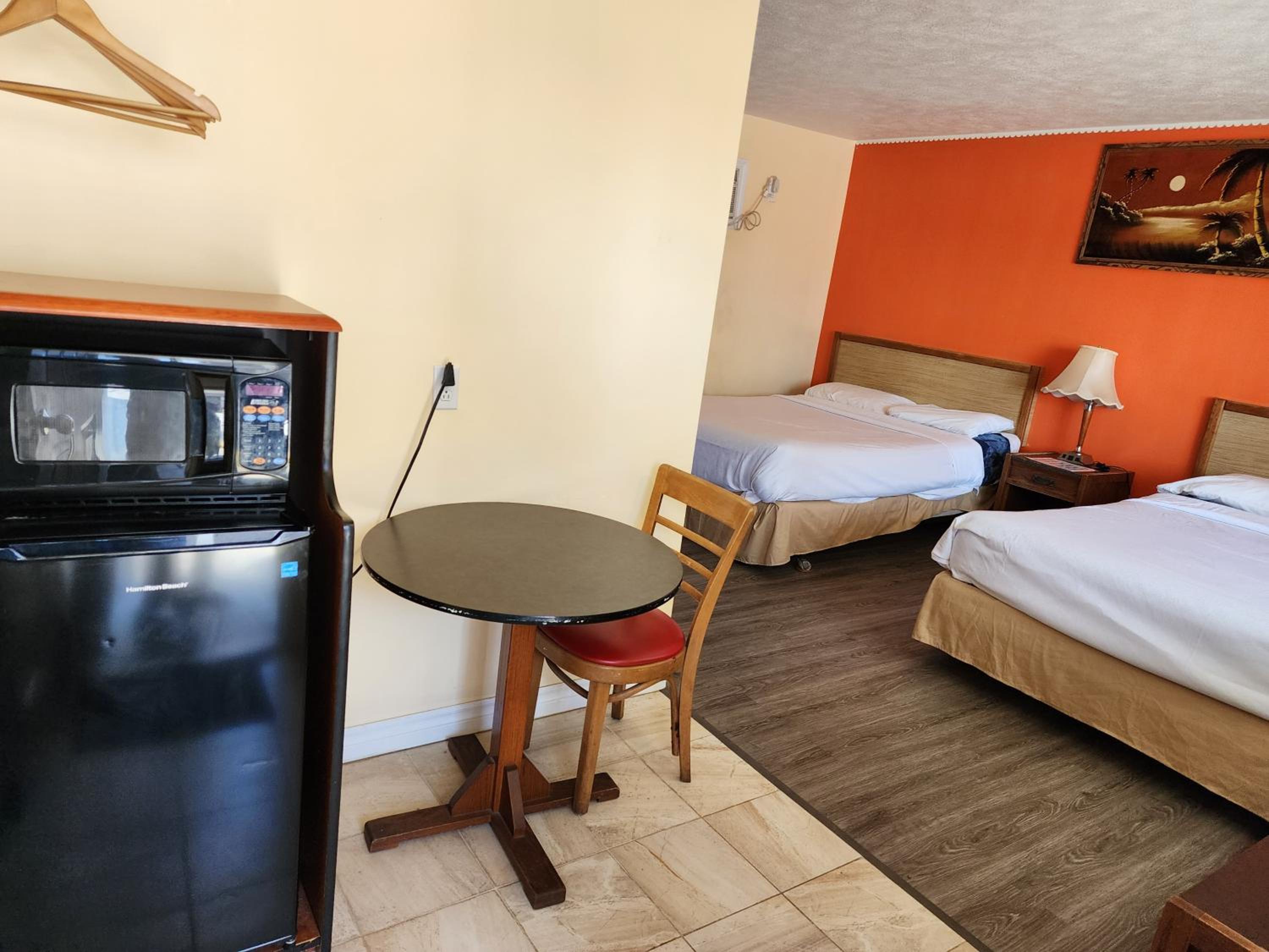 Sunparlor Motel