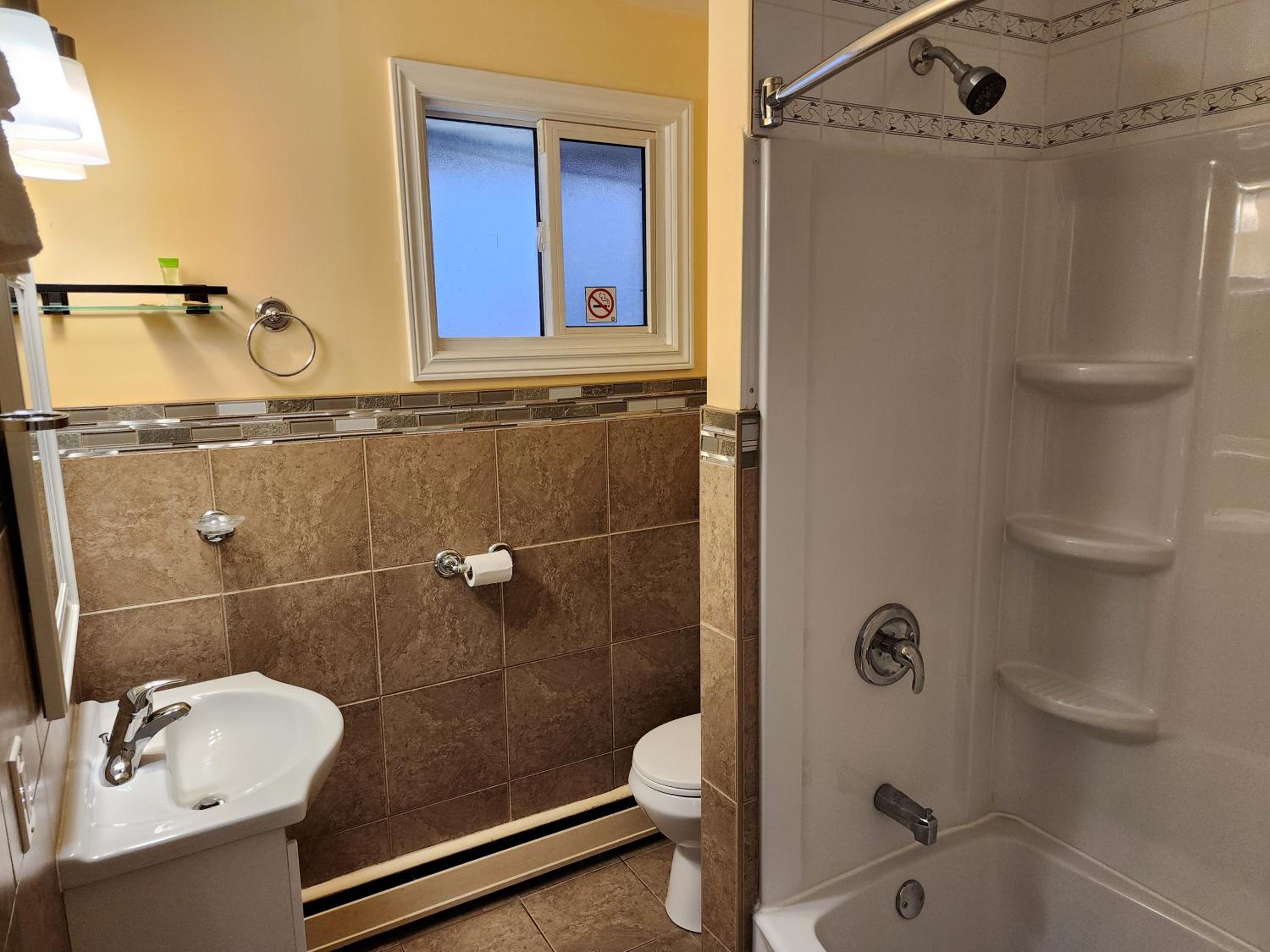 Sunparlor Motel