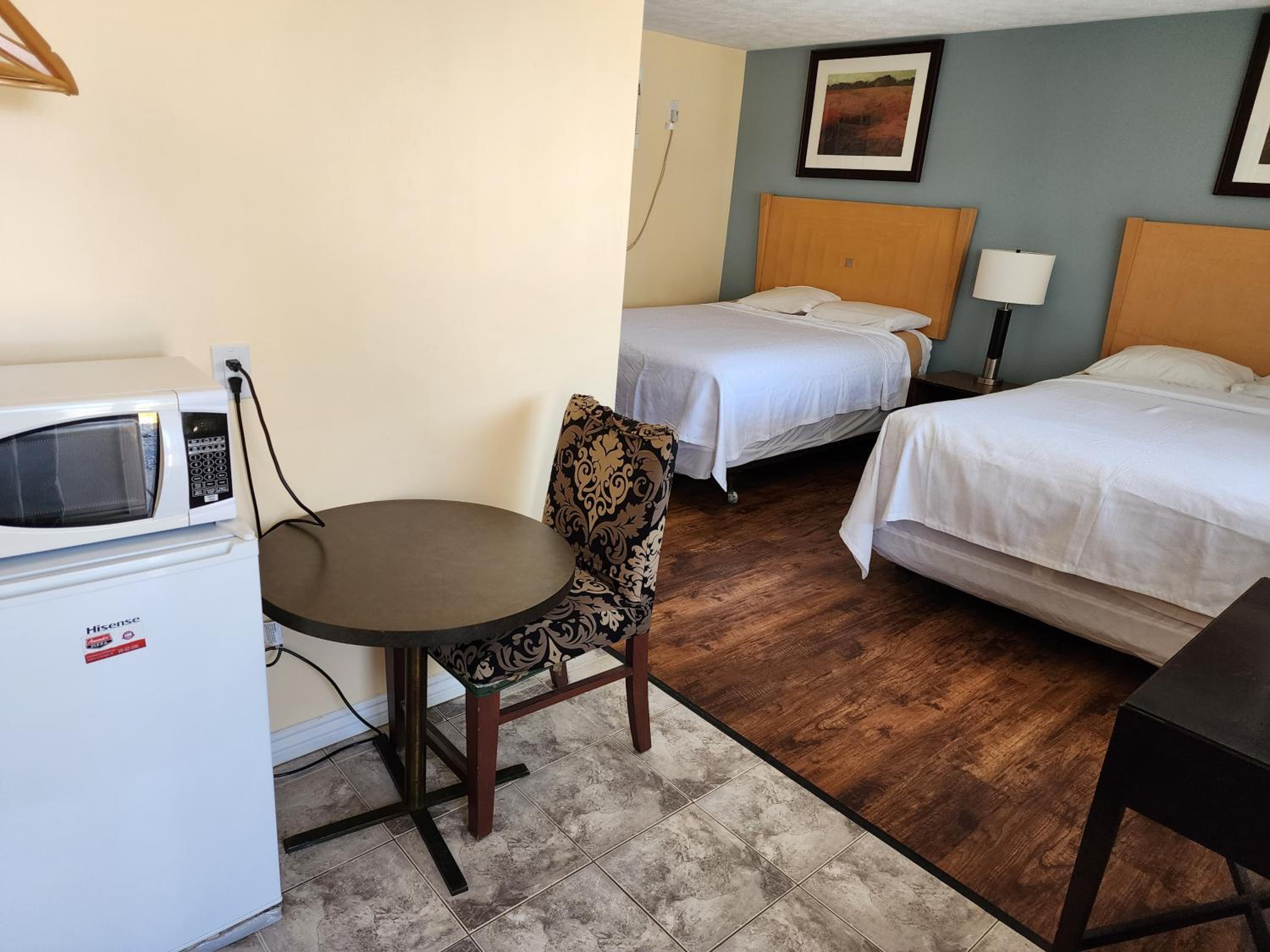 Sunparlor Motel