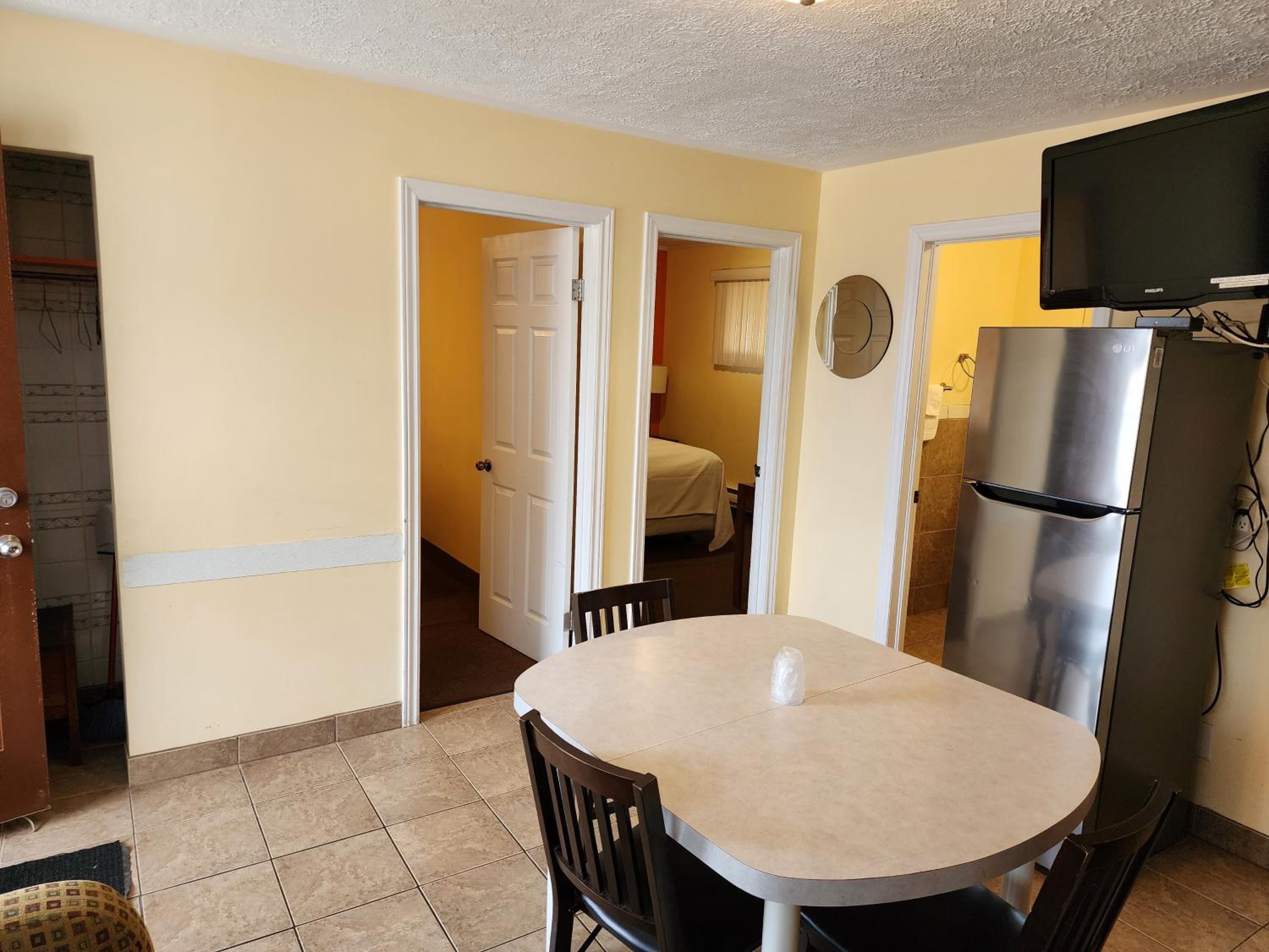 Sunparlor Motel