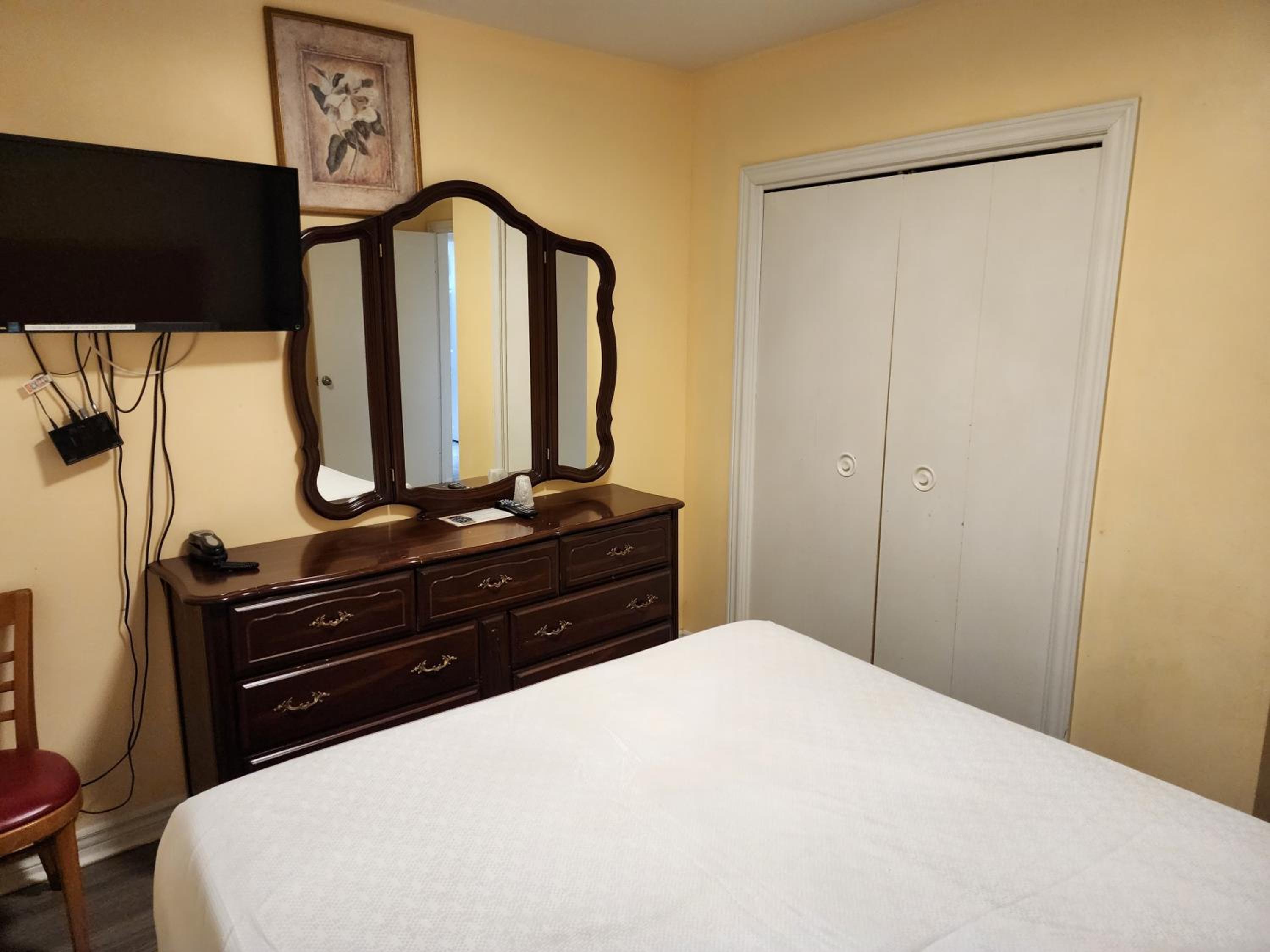 Sunparlor Motel