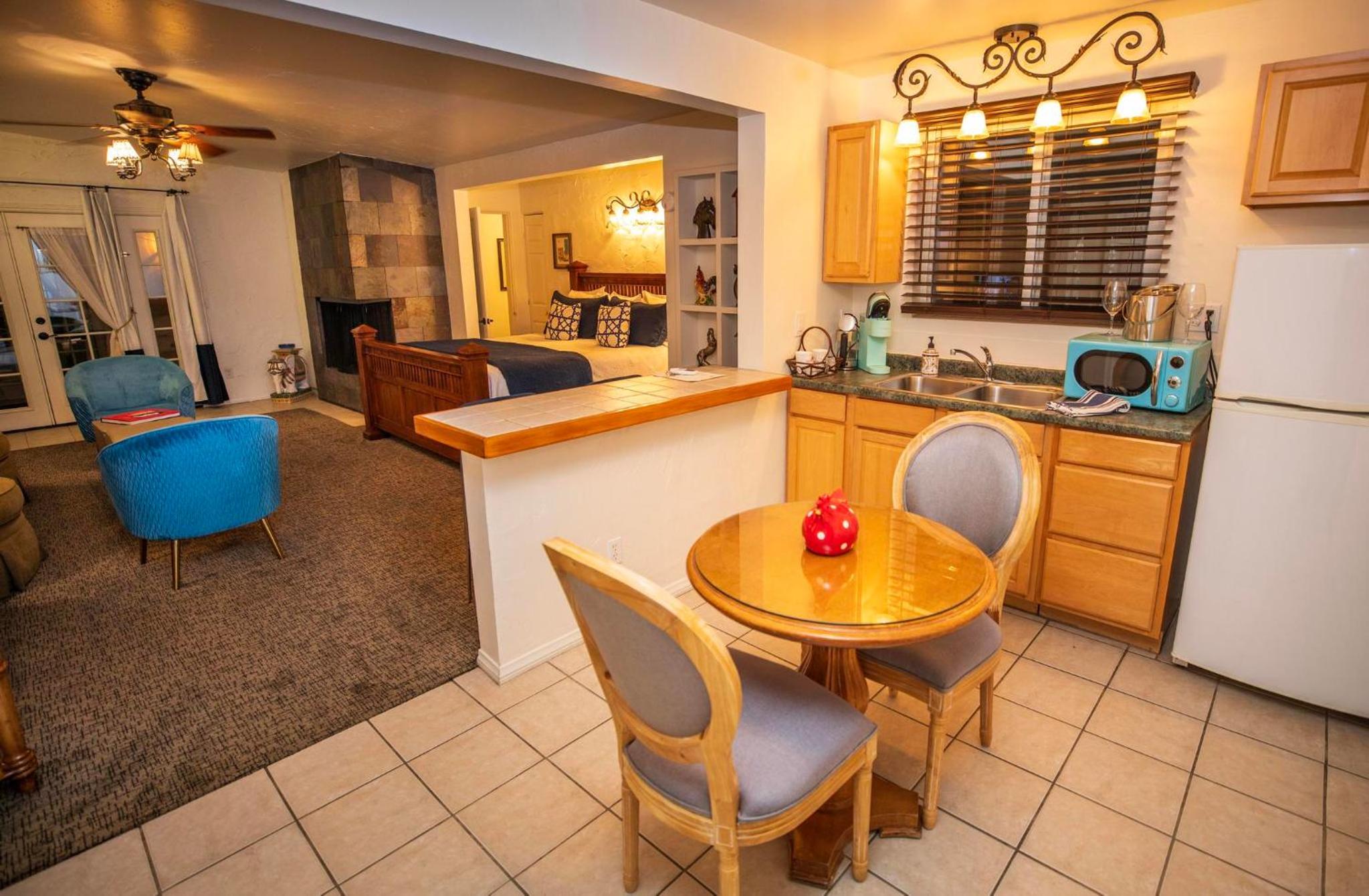 Palm Springs Vacations - Old Ranch Inn - Adults Only 21 Up - Property Image 37