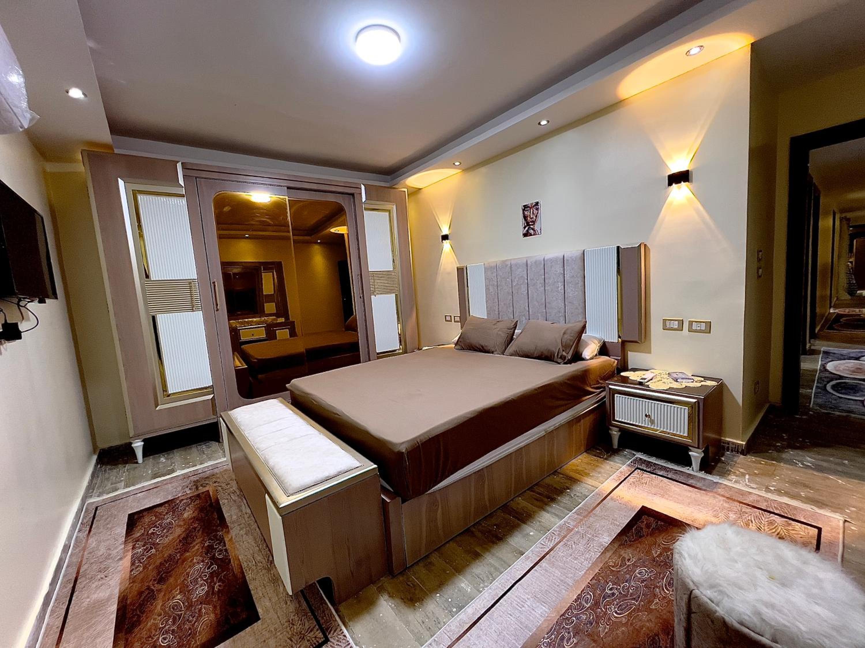 Full-service hotel apartment in an elegant location