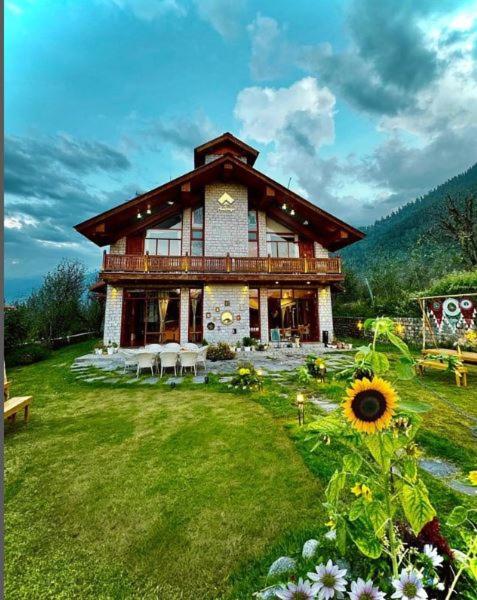 Amarys Boutique Stays Manali view 4