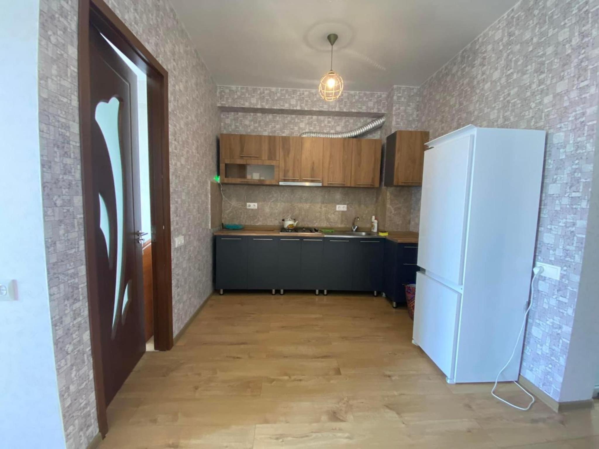 2 rooms apartment in tbilisi close to airport view 4
