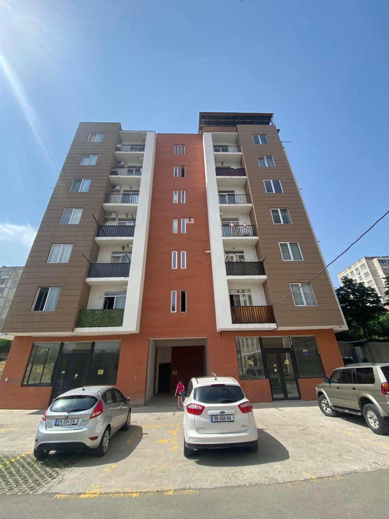 2 rooms apartment in tbilisi close to airport view 5