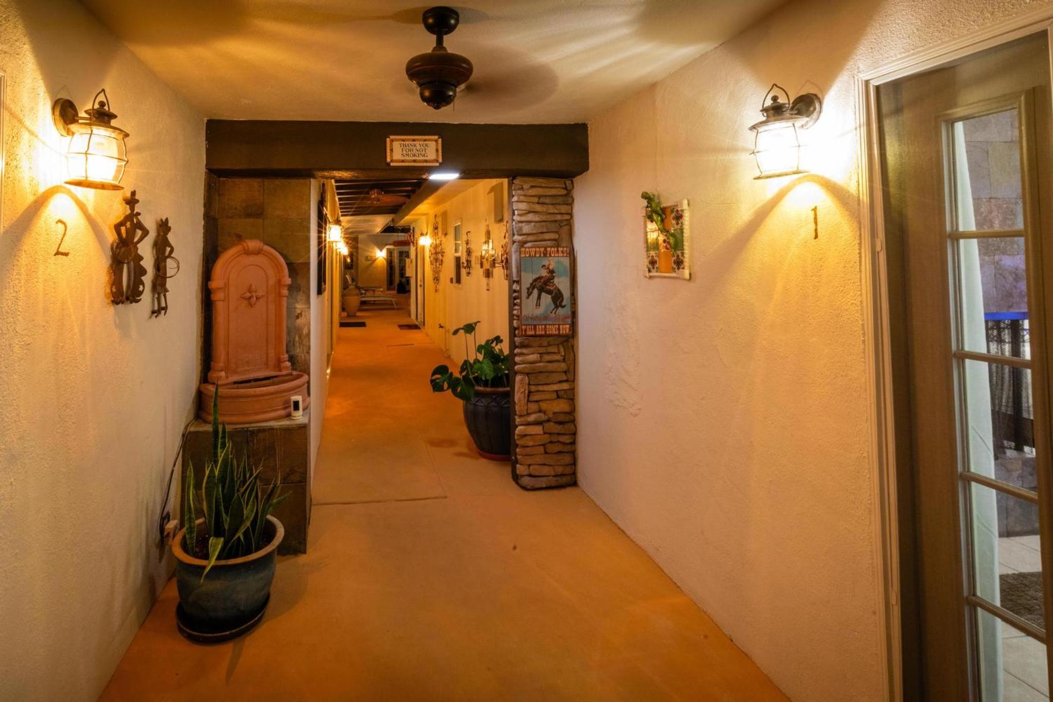 Palm Springs Vacations - Old Ranch Inn - Adults Only 21 Up - Property Image 31