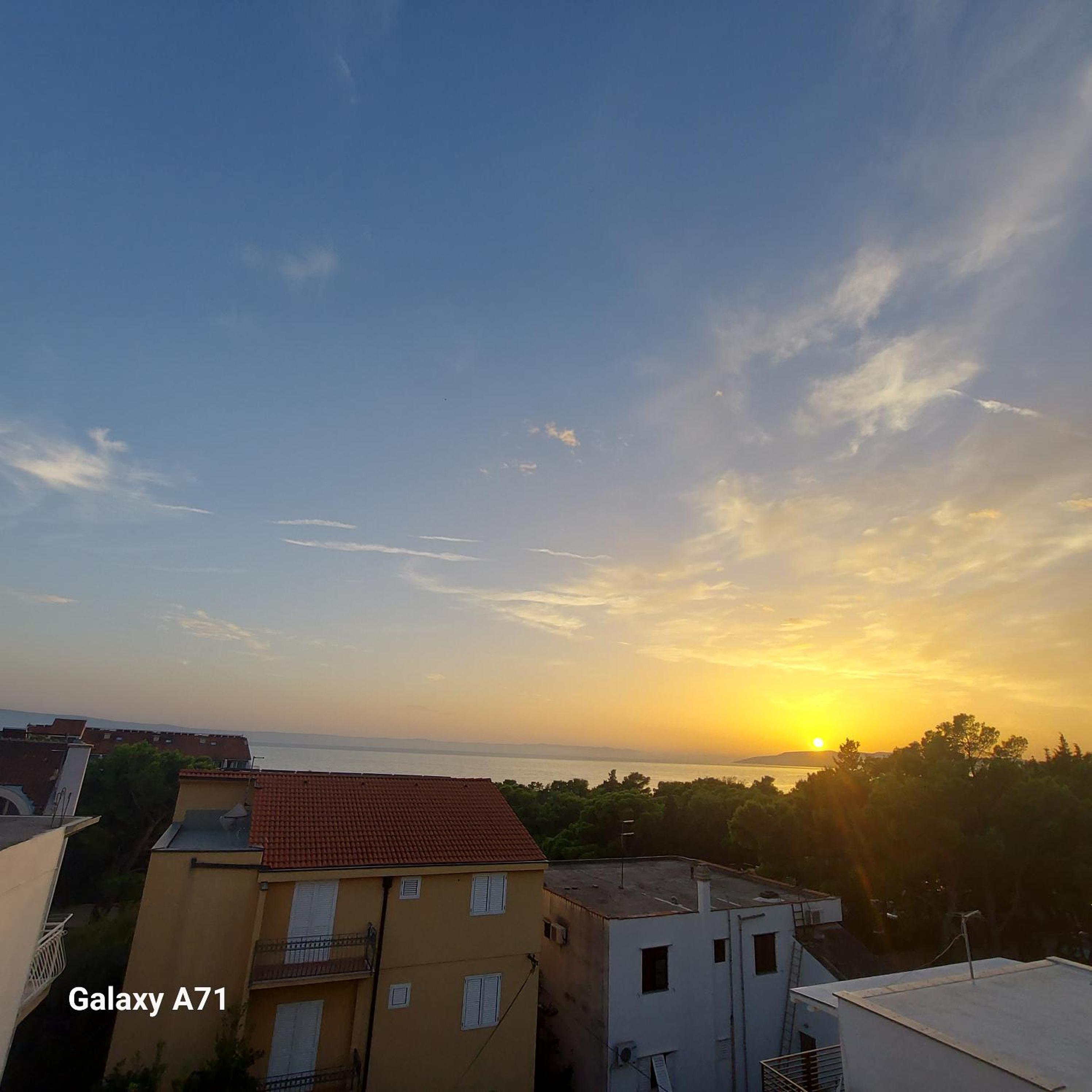 The best location in Makarska,free P,apt Mile,bikes