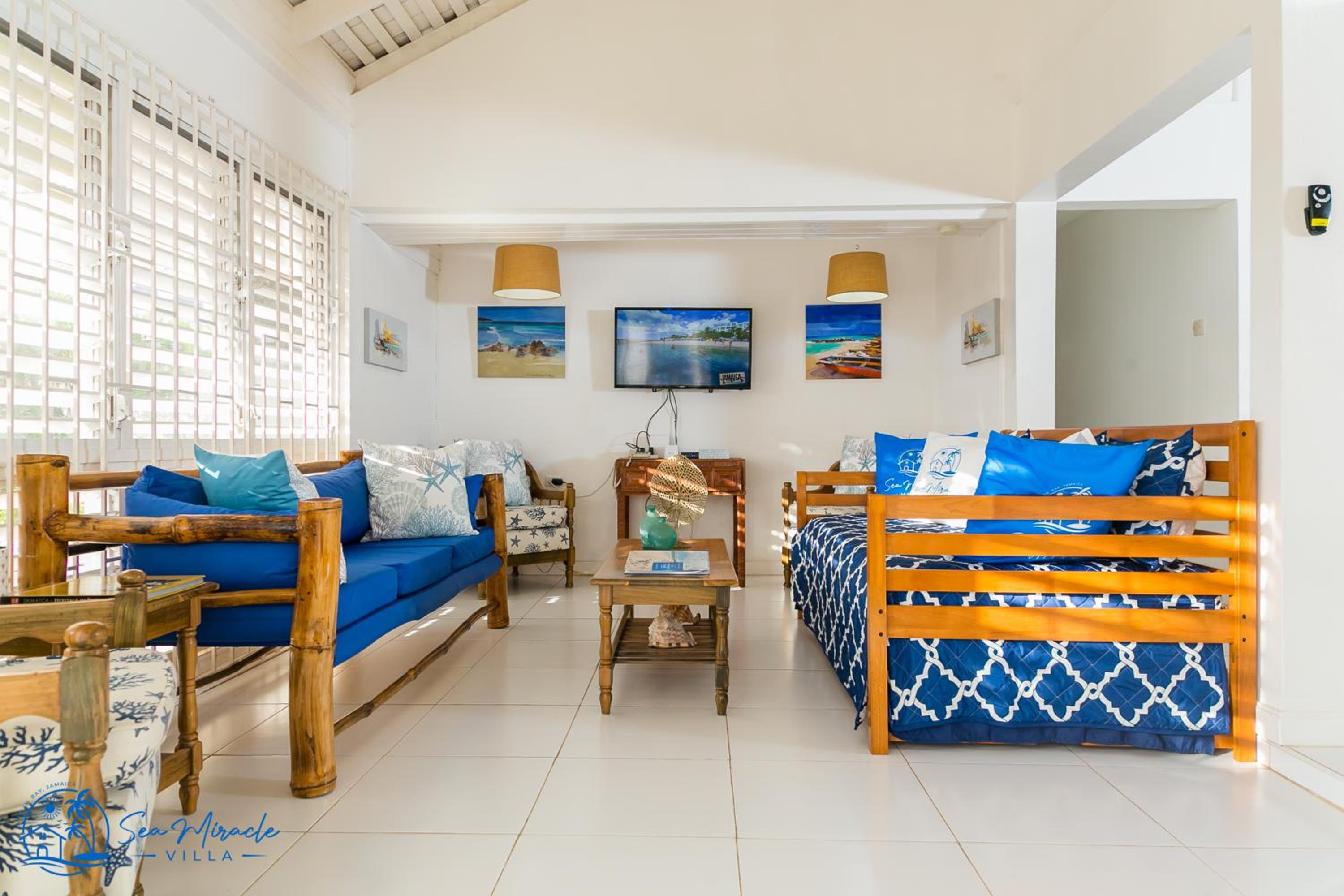 Sea Miracle Villa/Beach Cottage view 3