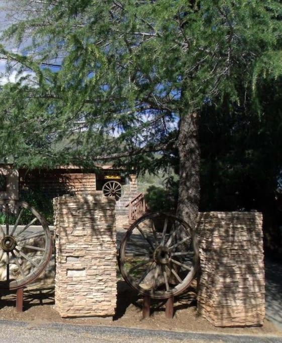 Tillie Creek Retreat: a Creekside Oasis
