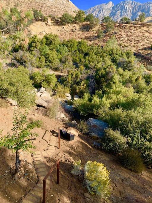 Tillie Creek Retreat: a Creekside Oasis
