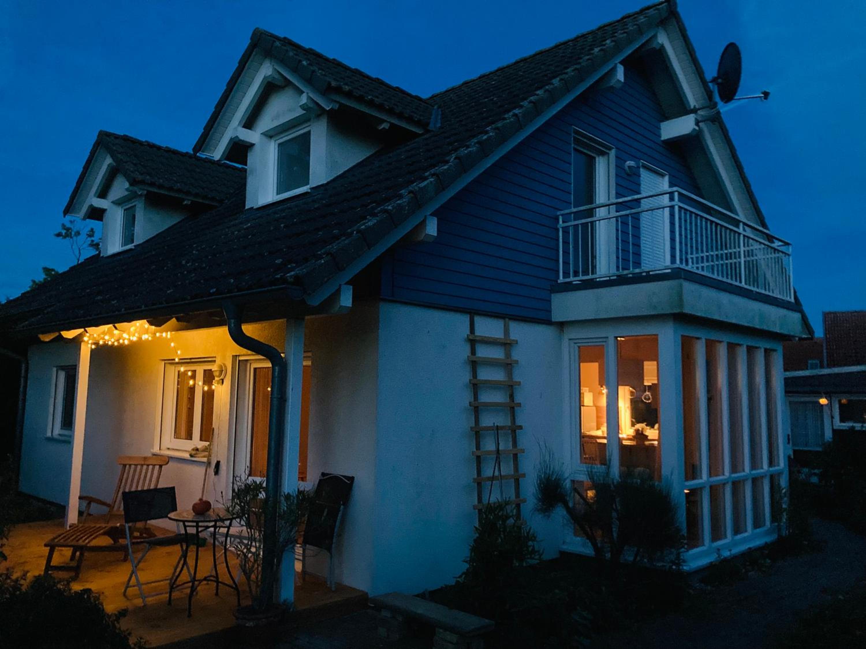 Ferienhaus am Wasser im Grünen