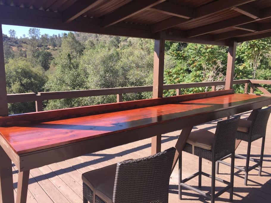 Shirley Creek Retreat: a Mountain Oasis