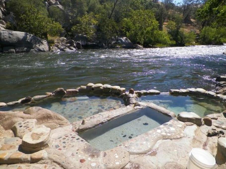 Shirley Creek Retreat: a Mountain Oasis