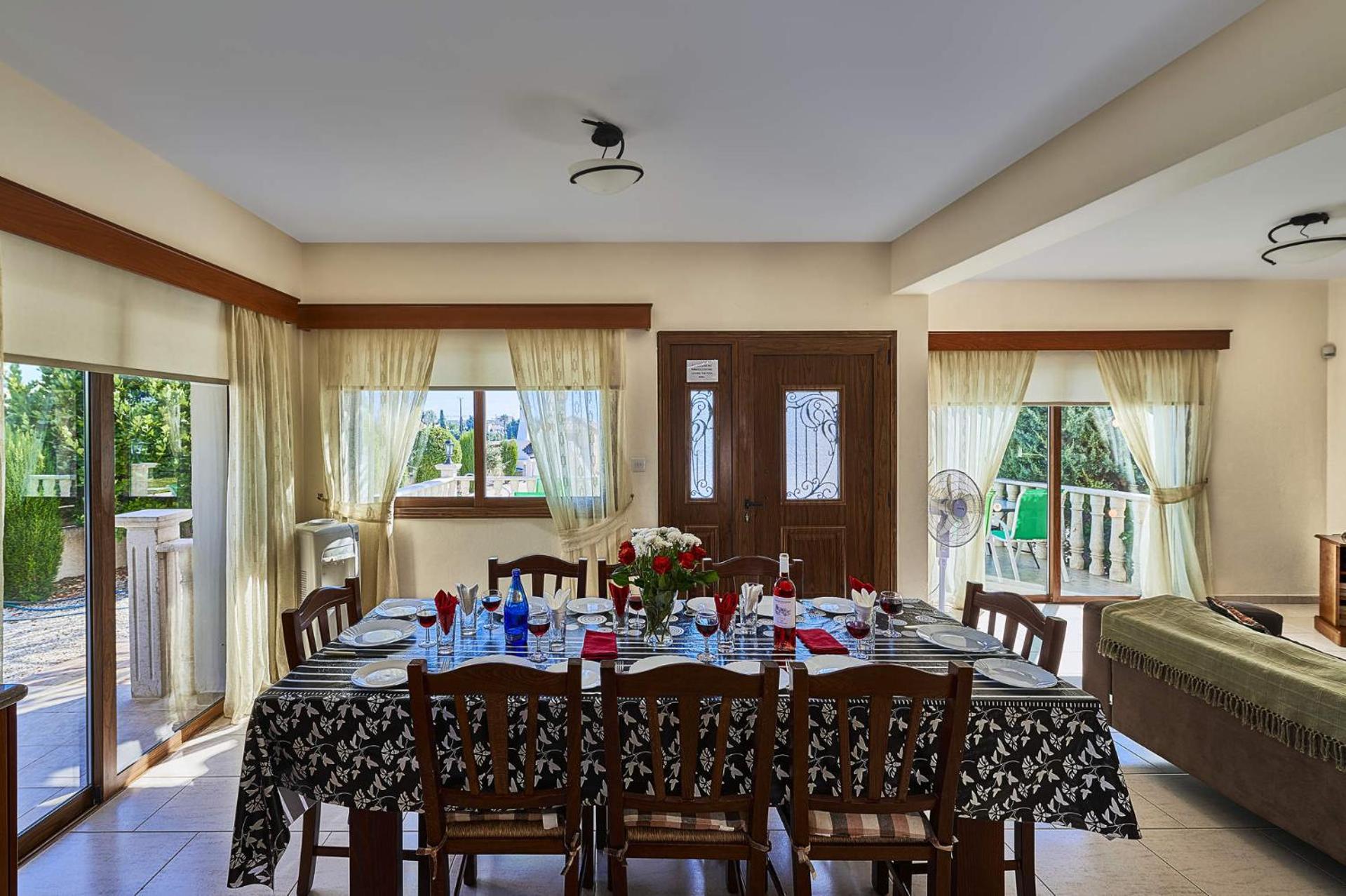 Villa Petra Sun