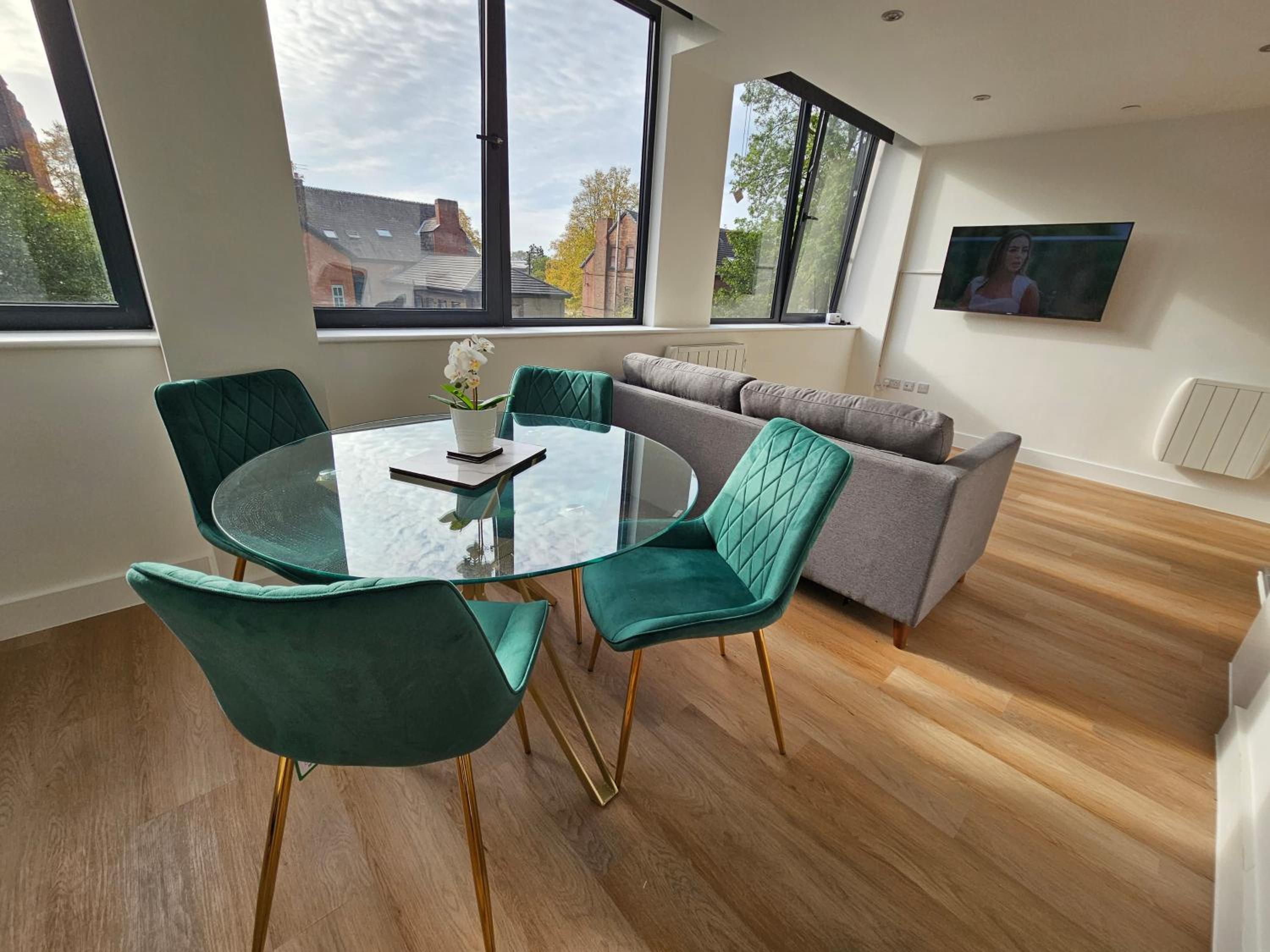 Brand New Trafford Apartment view 2
