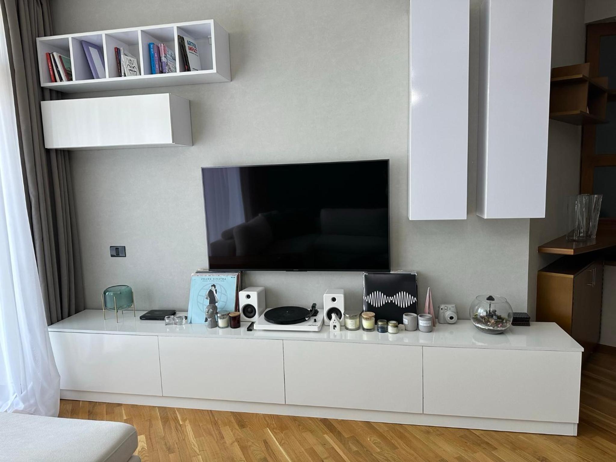 Modern, spacious apartment in the heart of Baku
