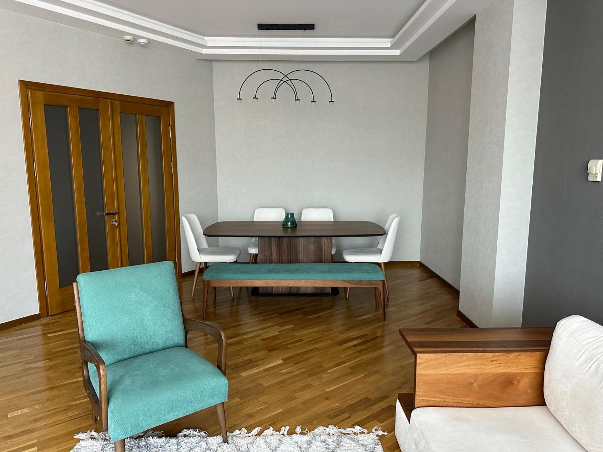 Modern, spacious apartment in the heart of Baku