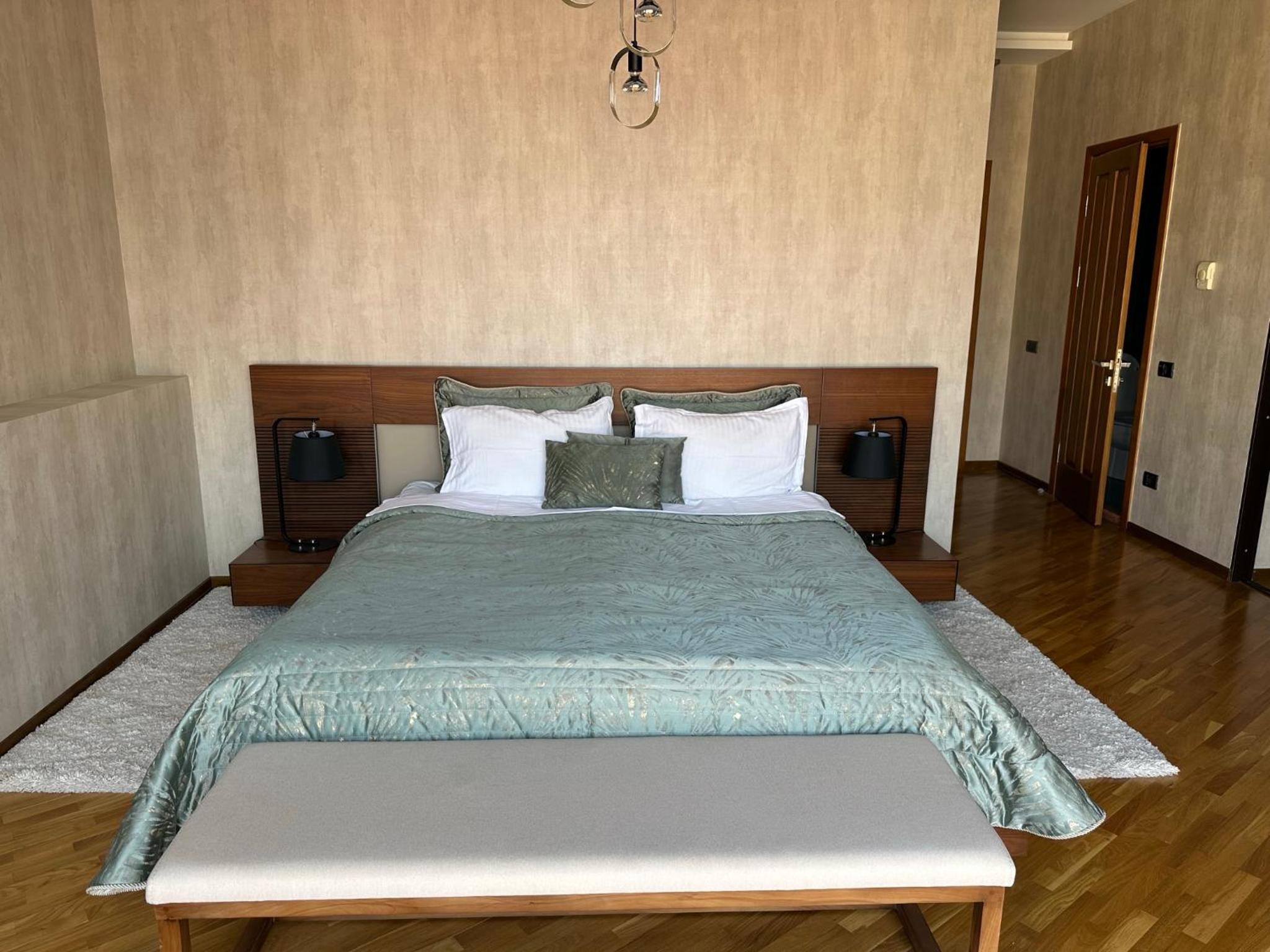 Modern, spacious apartment in the heart of Baku