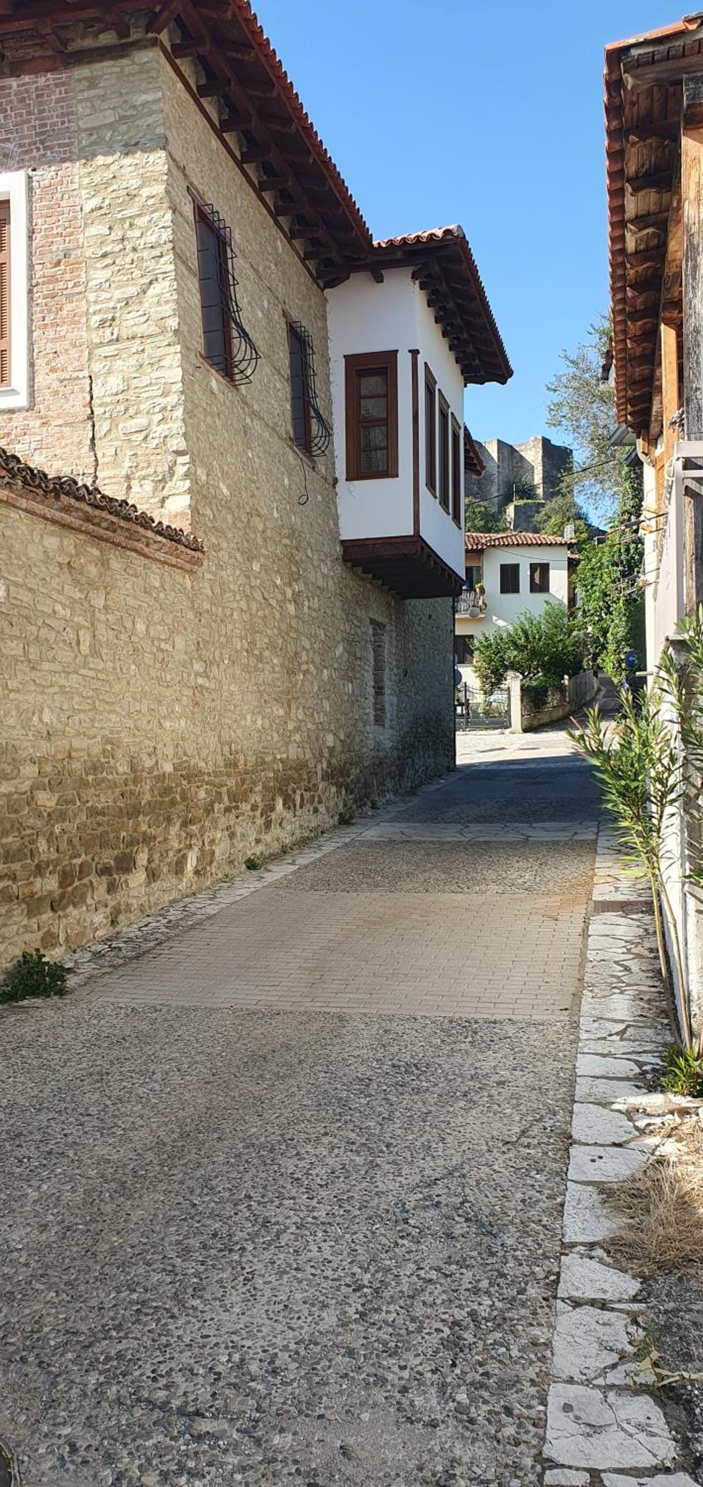 Varousi Studio