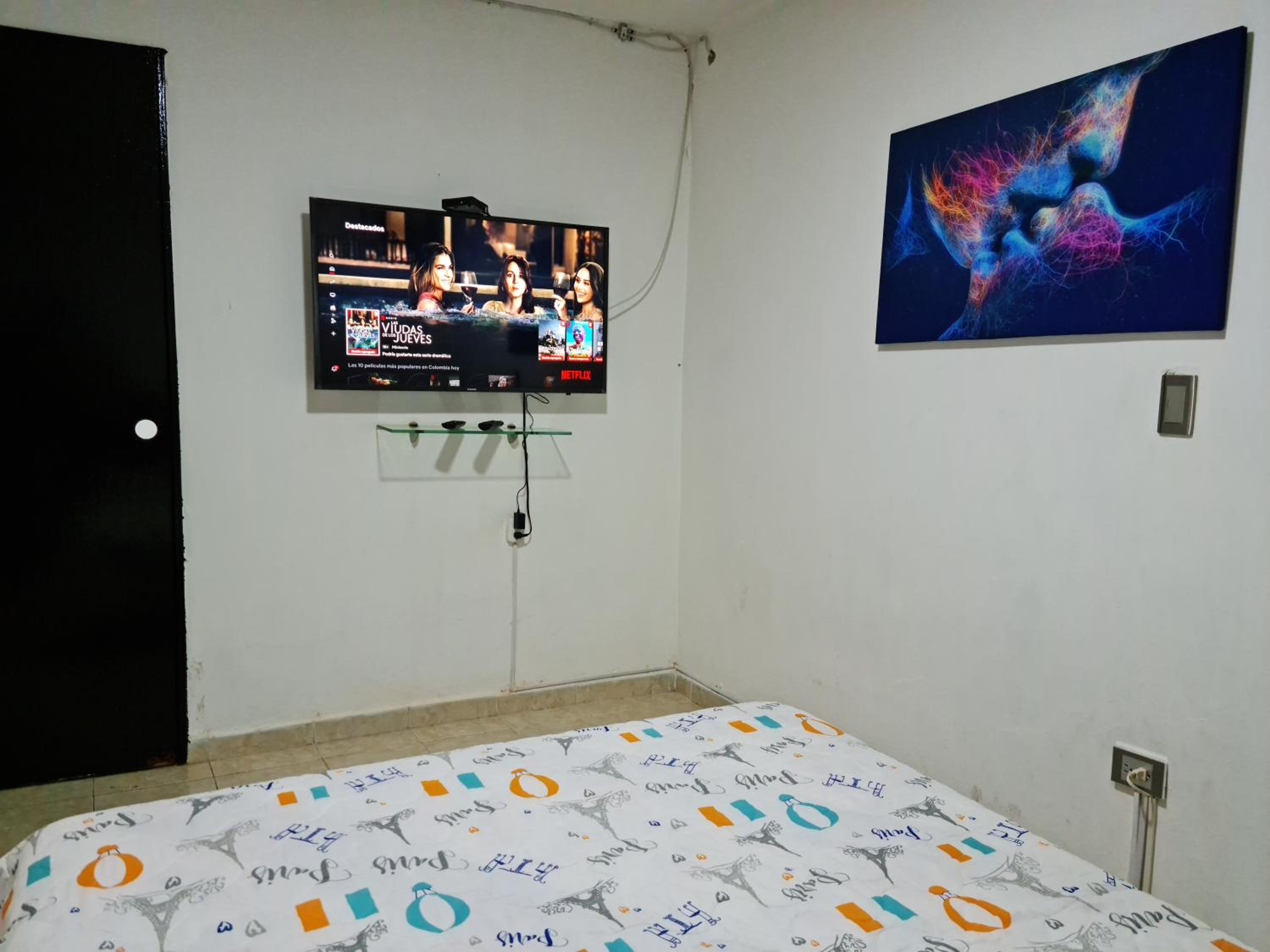 NEW COZY APARTMENT 101 IN MEDELLIN, ENVIGADO