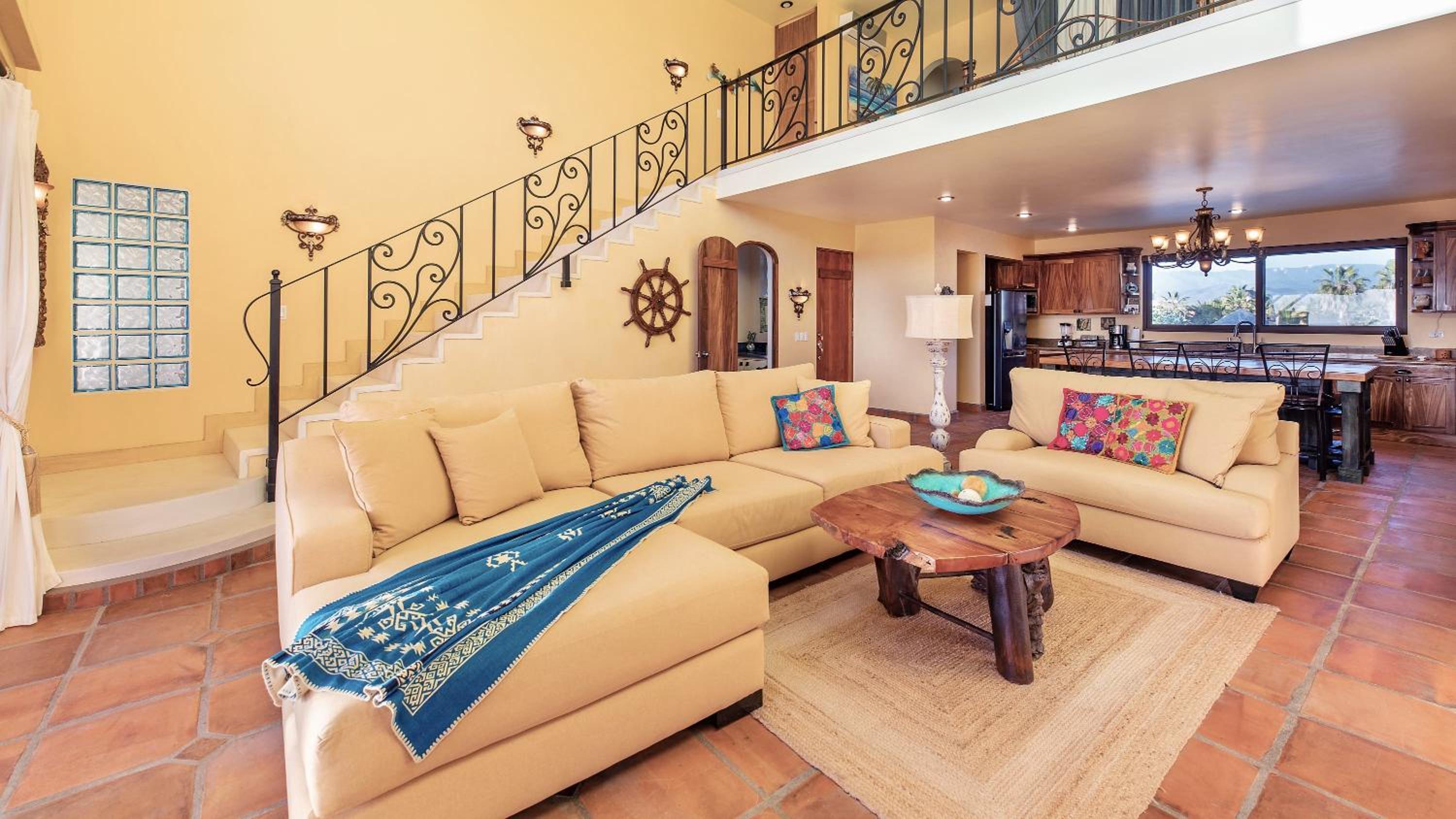 Casablanca Beachfront Villa in Pescadero