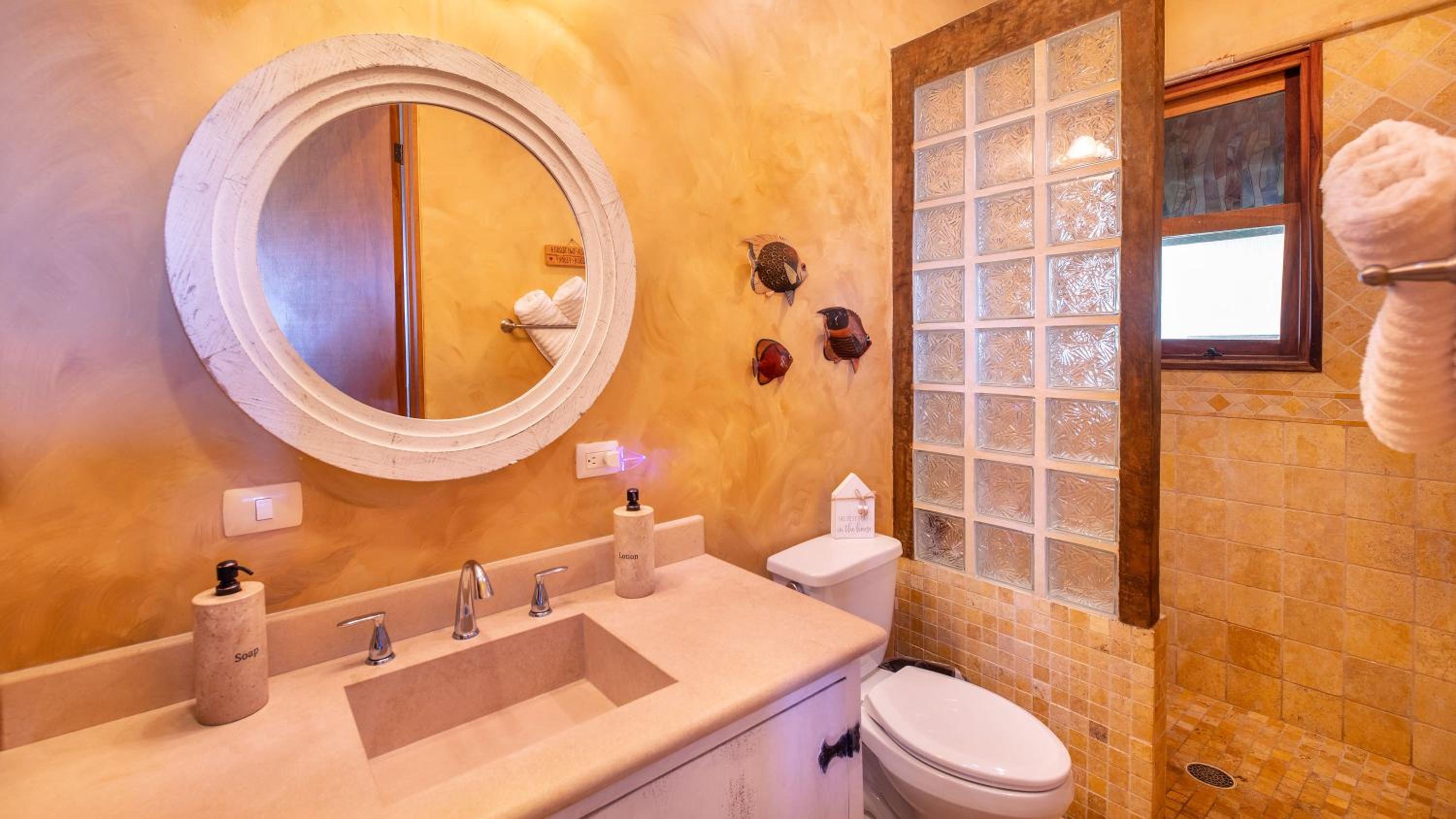 Casablanca Beachfront Villa in Pescadero