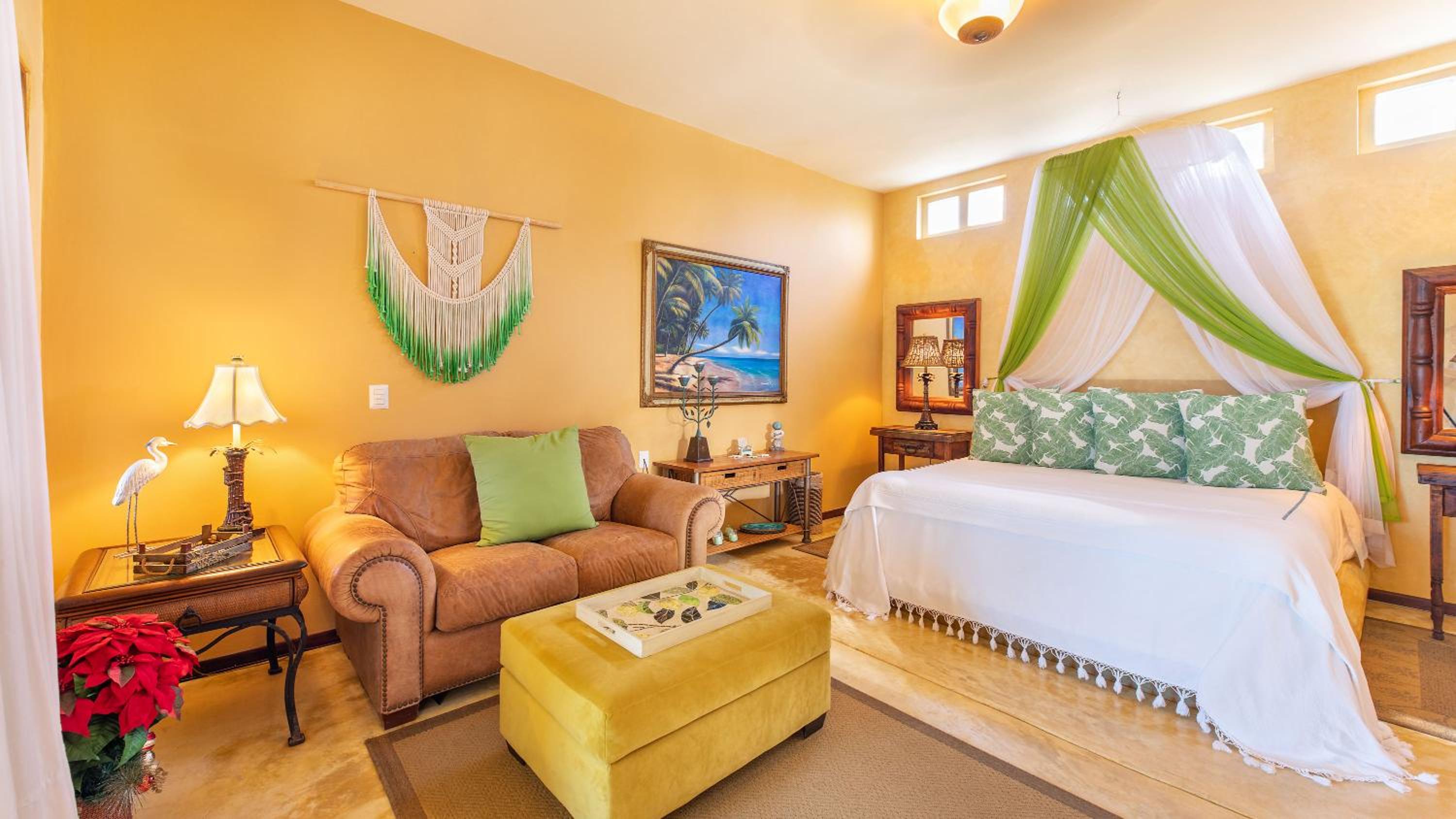 Casablanca Beachfront Villa in Pescadero