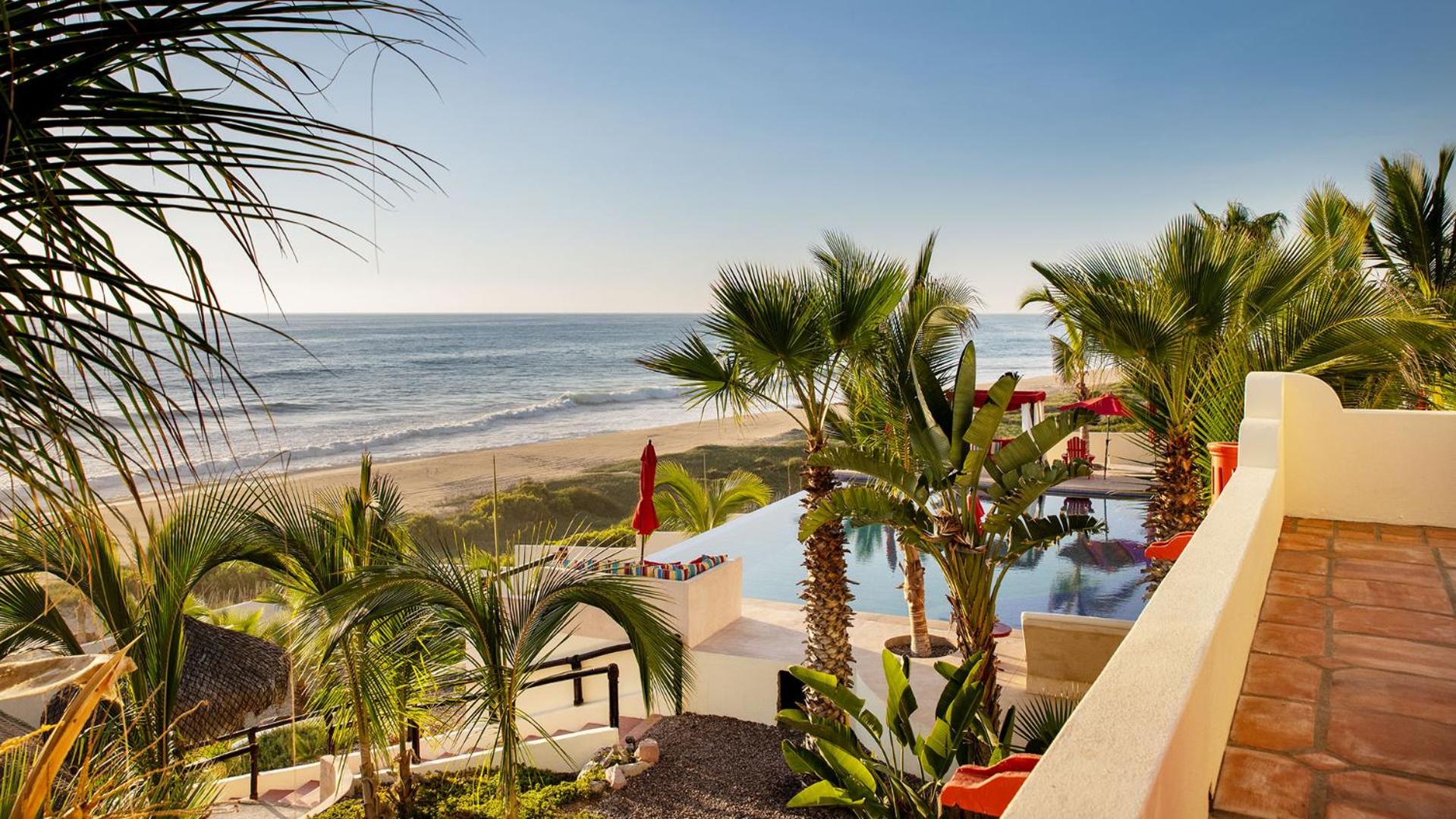 Casablanca Beachfront Villa in Pescadero