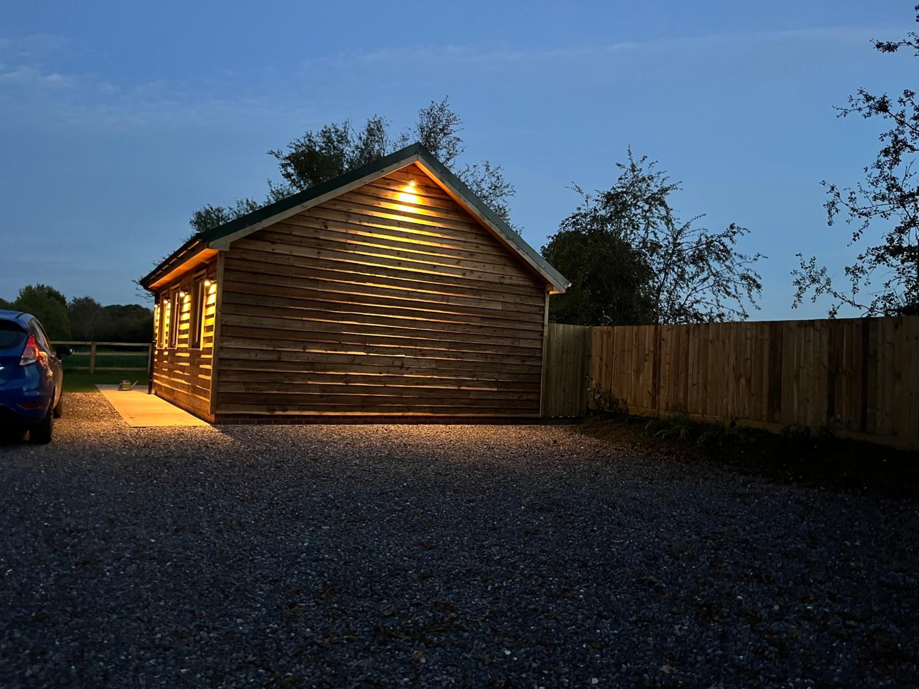 Lakeside Lodge