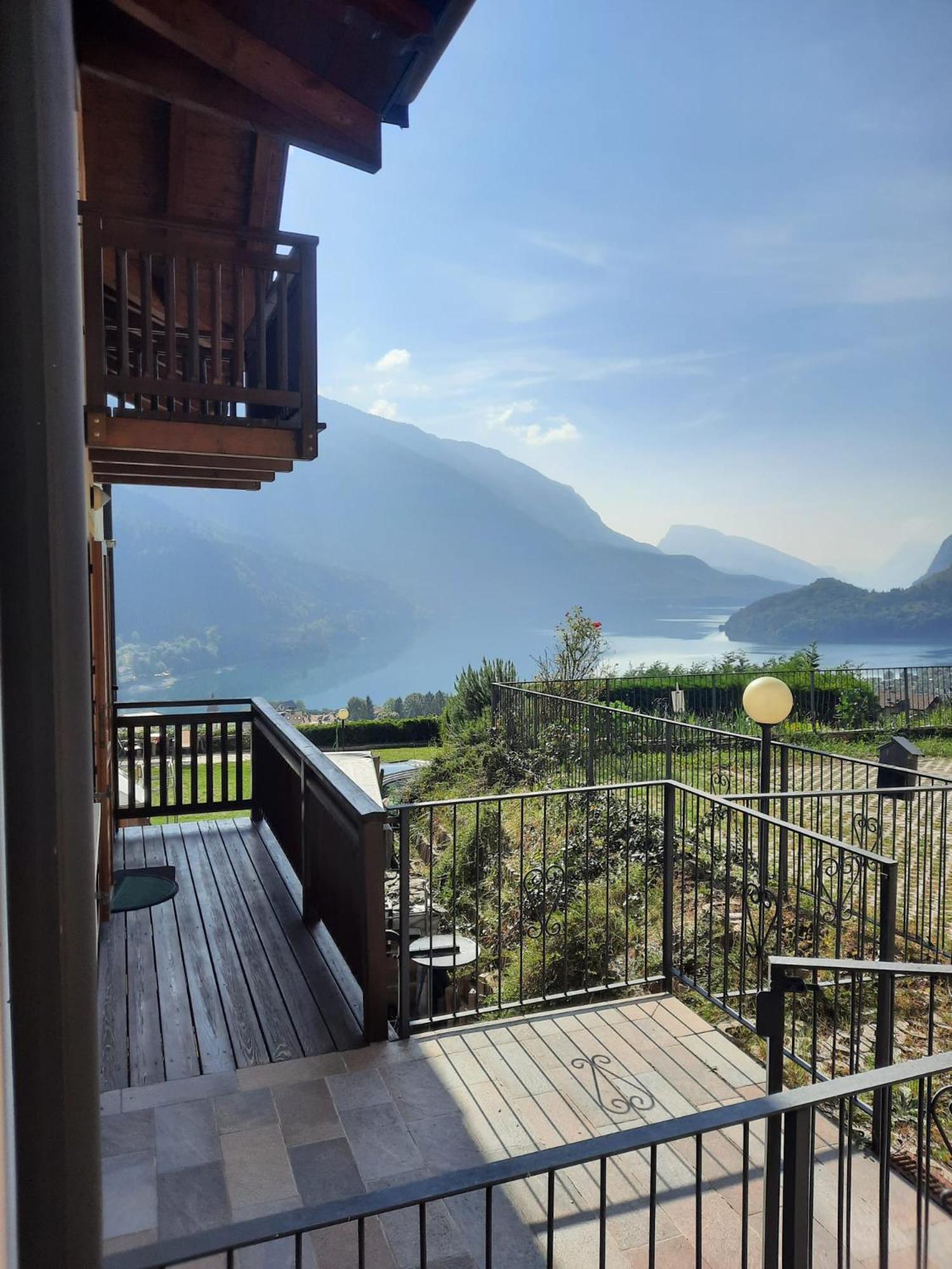 Appartamento la Regina del Lago view 3
