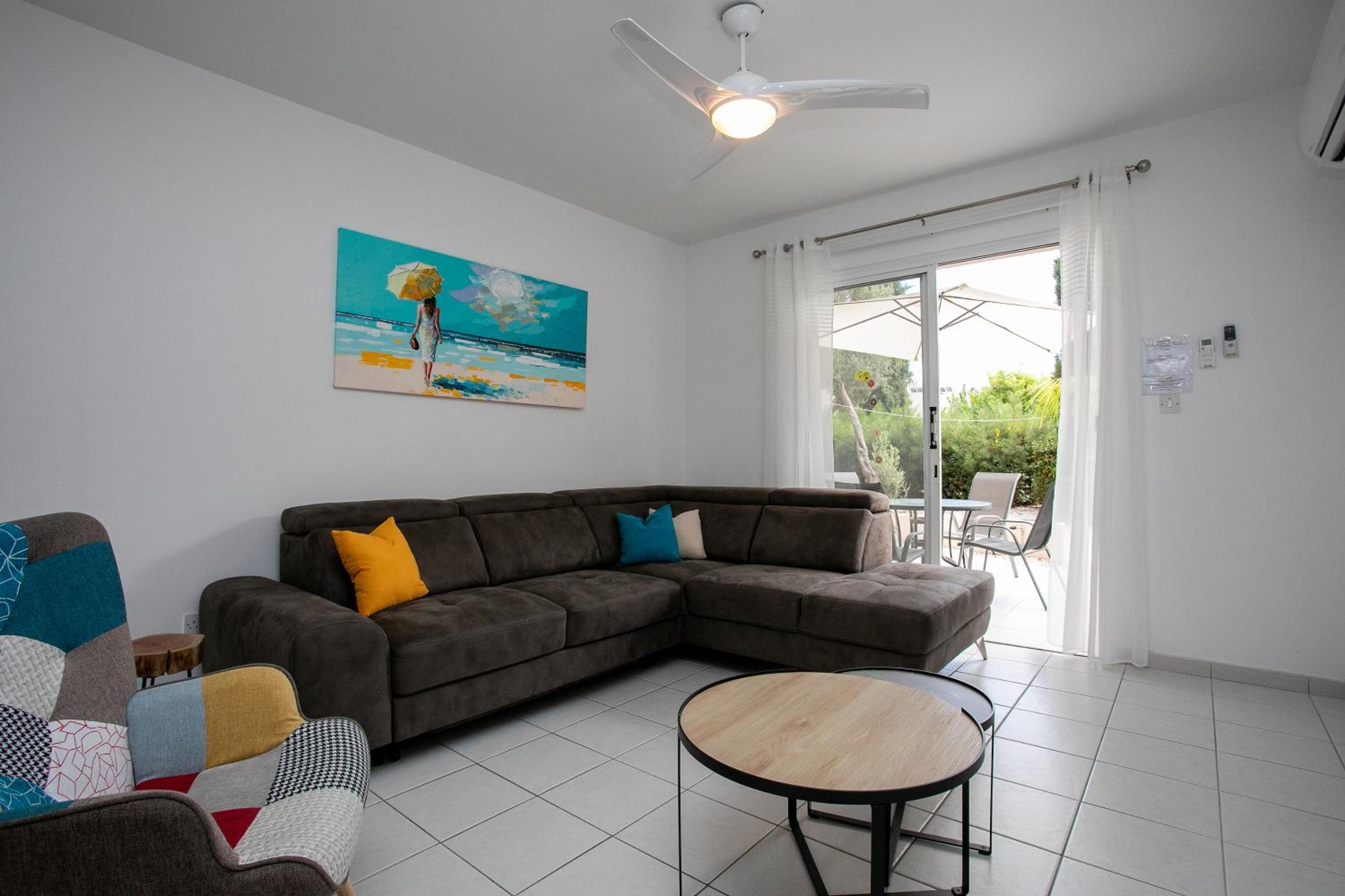 Casa Del Sol - Iris Village Universal Paphos, 2BD