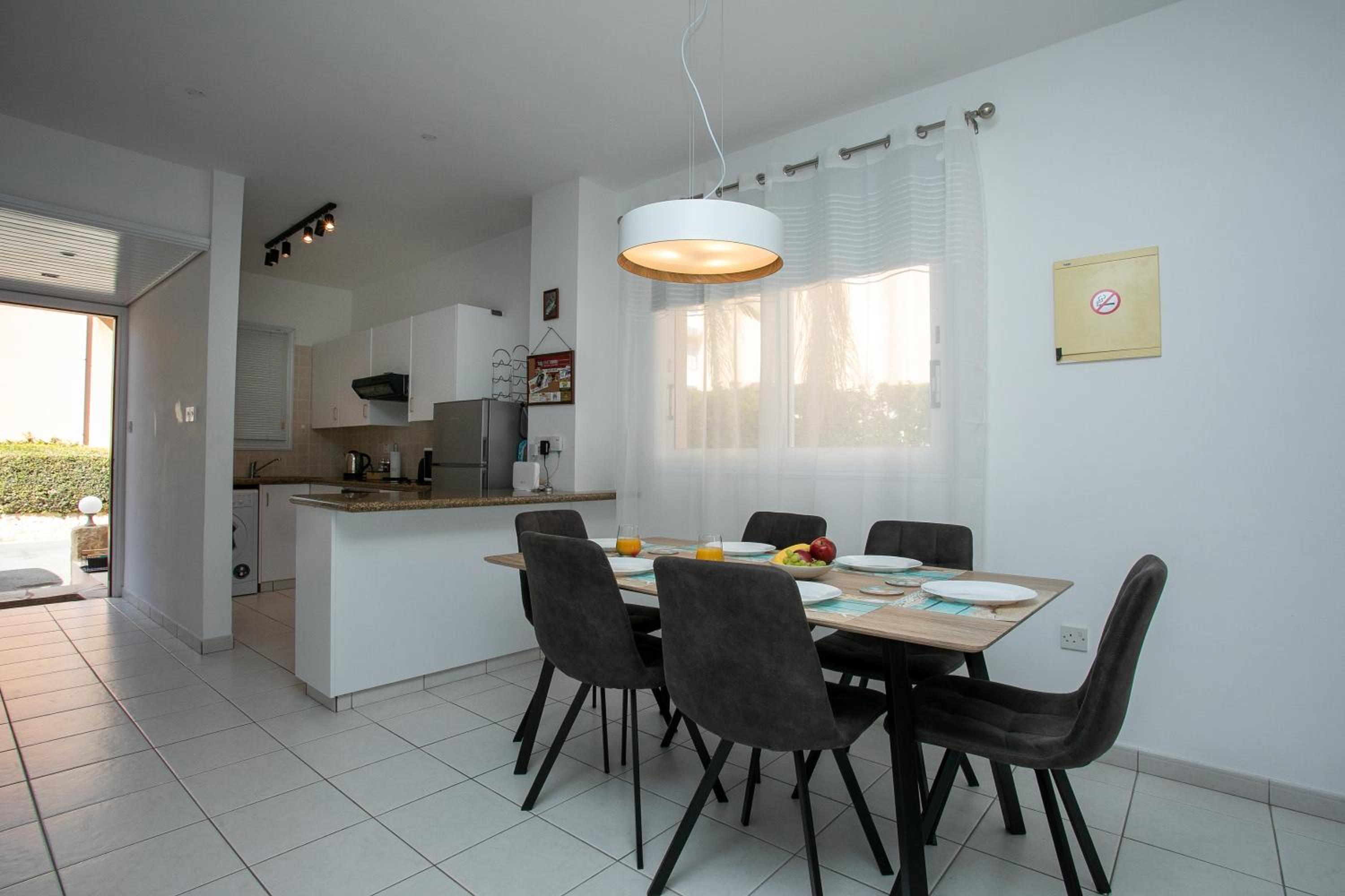 Casa Del Sol - Iris Village Universal Paphos, 2BD