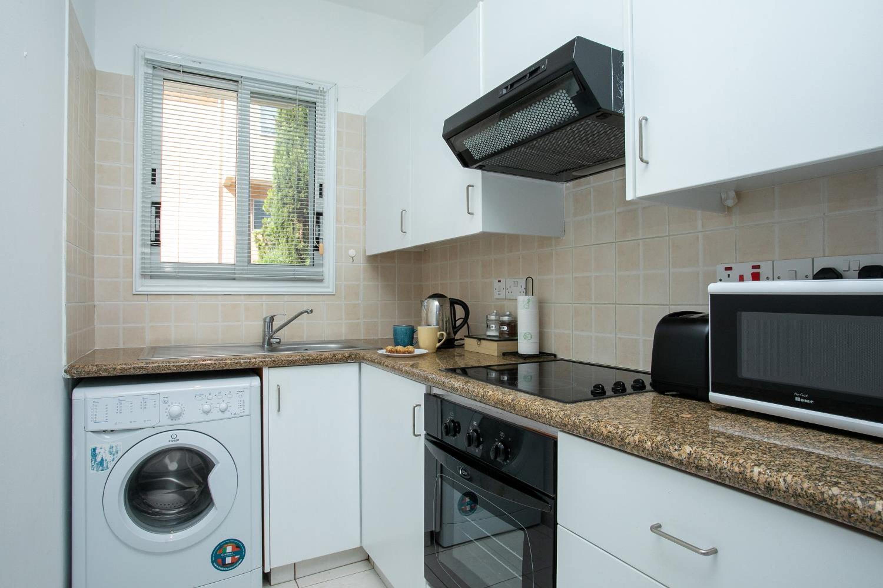 Casa Del Sol - Iris Village Universal Paphos, 2BD
