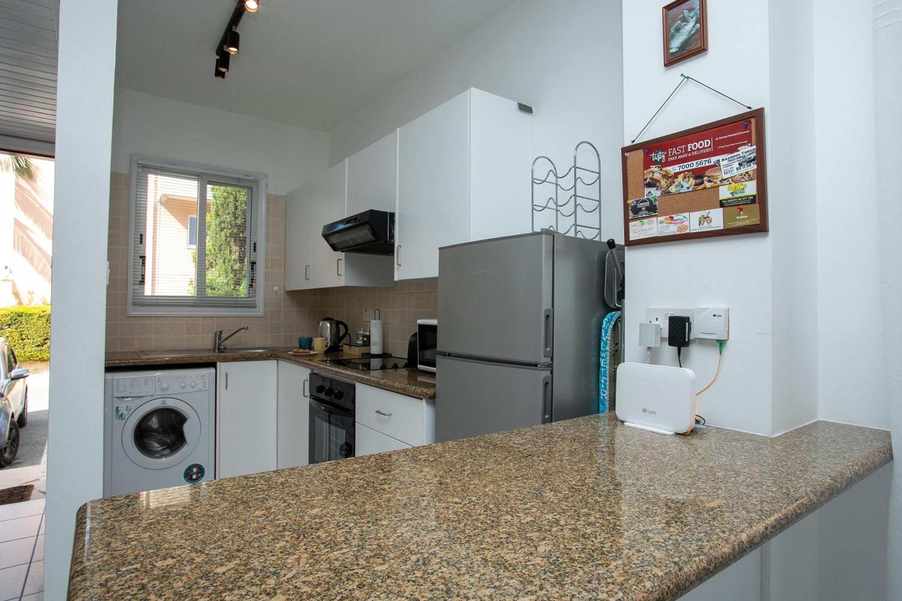 Casa Del Sol - Iris Village Universal Paphos, 2BD
