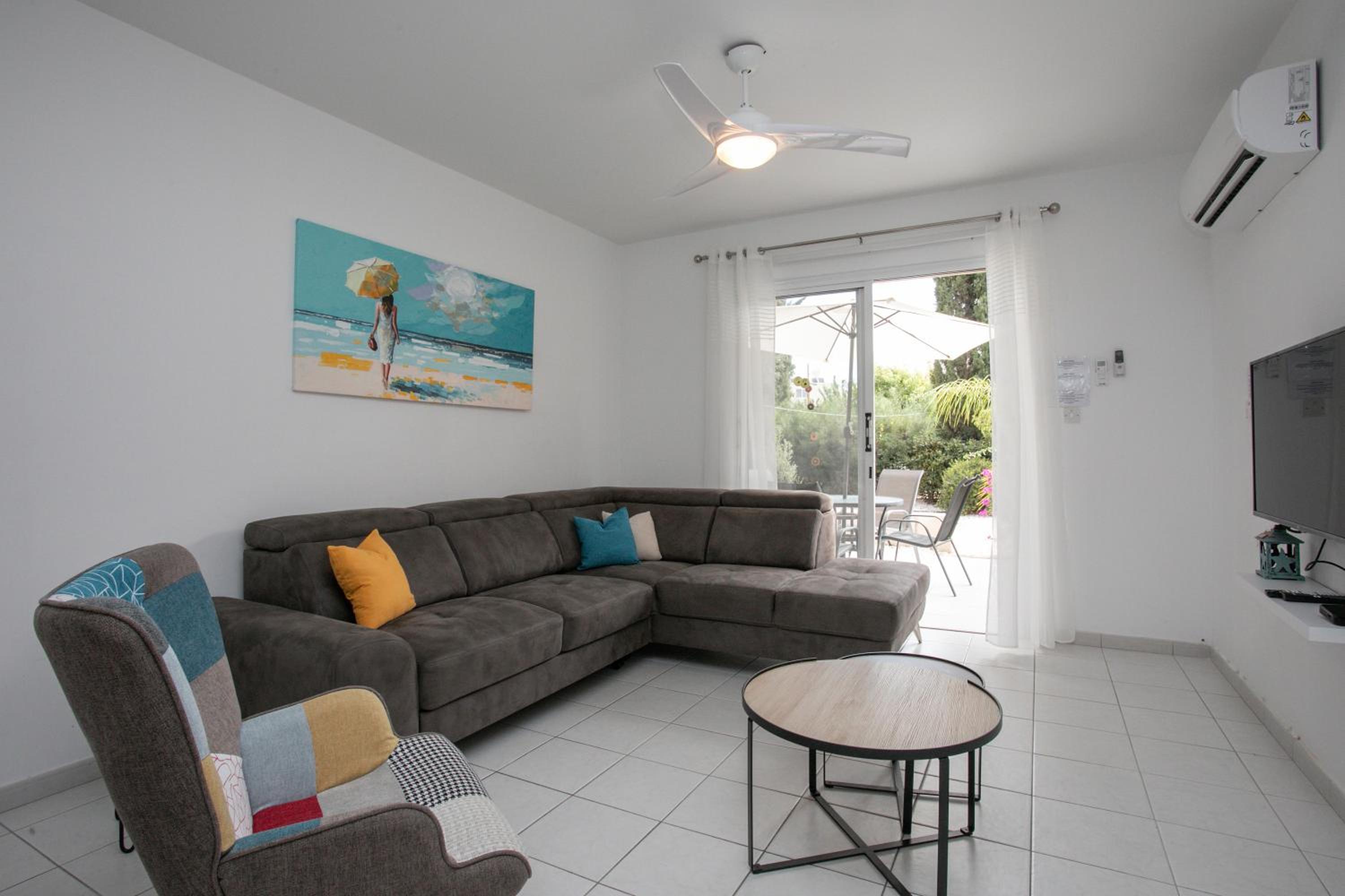 Casa Del Sol - Iris Village Universal Paphos, 2BD