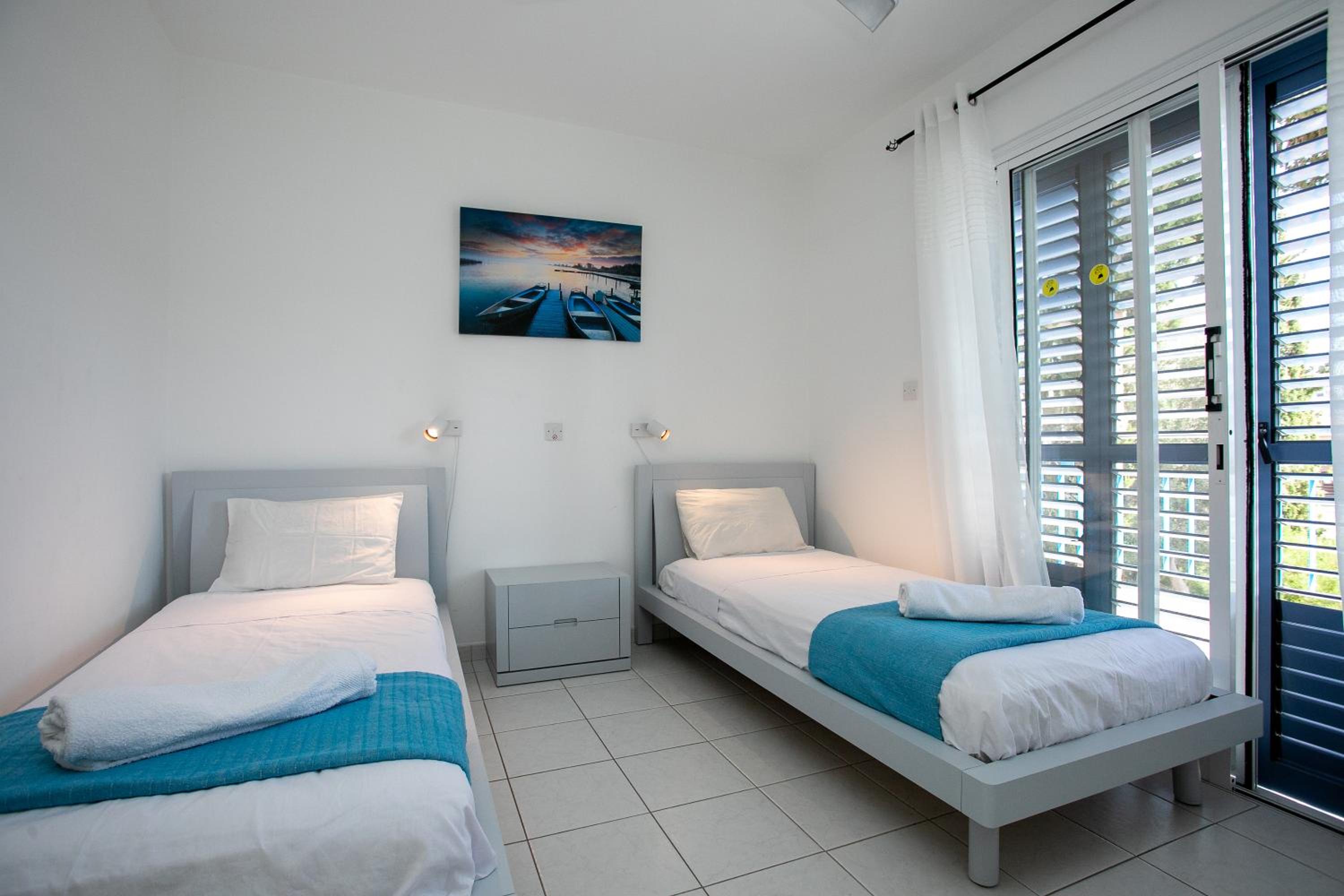 Casa Del Sol - Iris Village Universal Paphos, 2BD