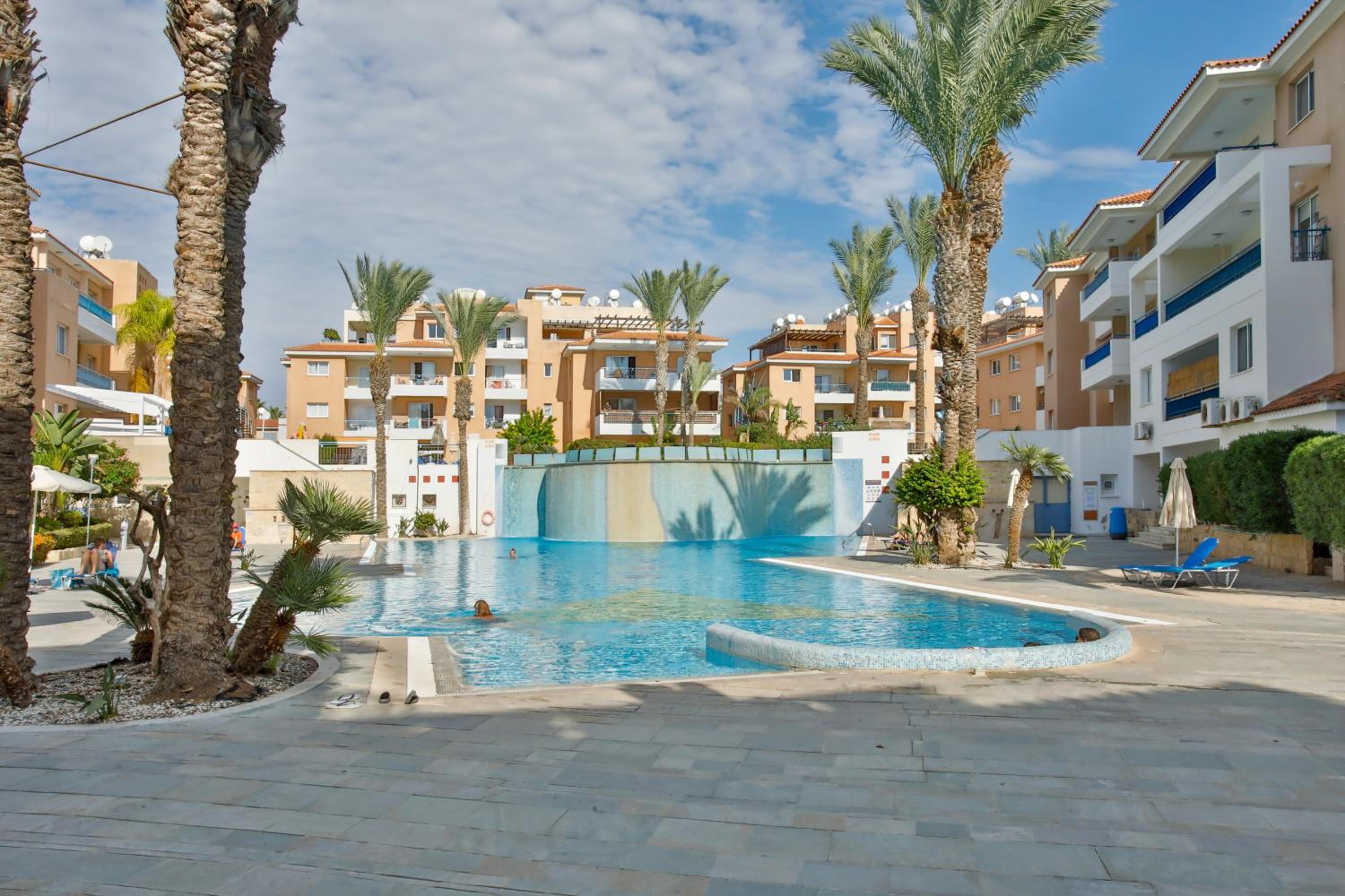 Casa Del Sol - Iris Village Universal Paphos, 2BD