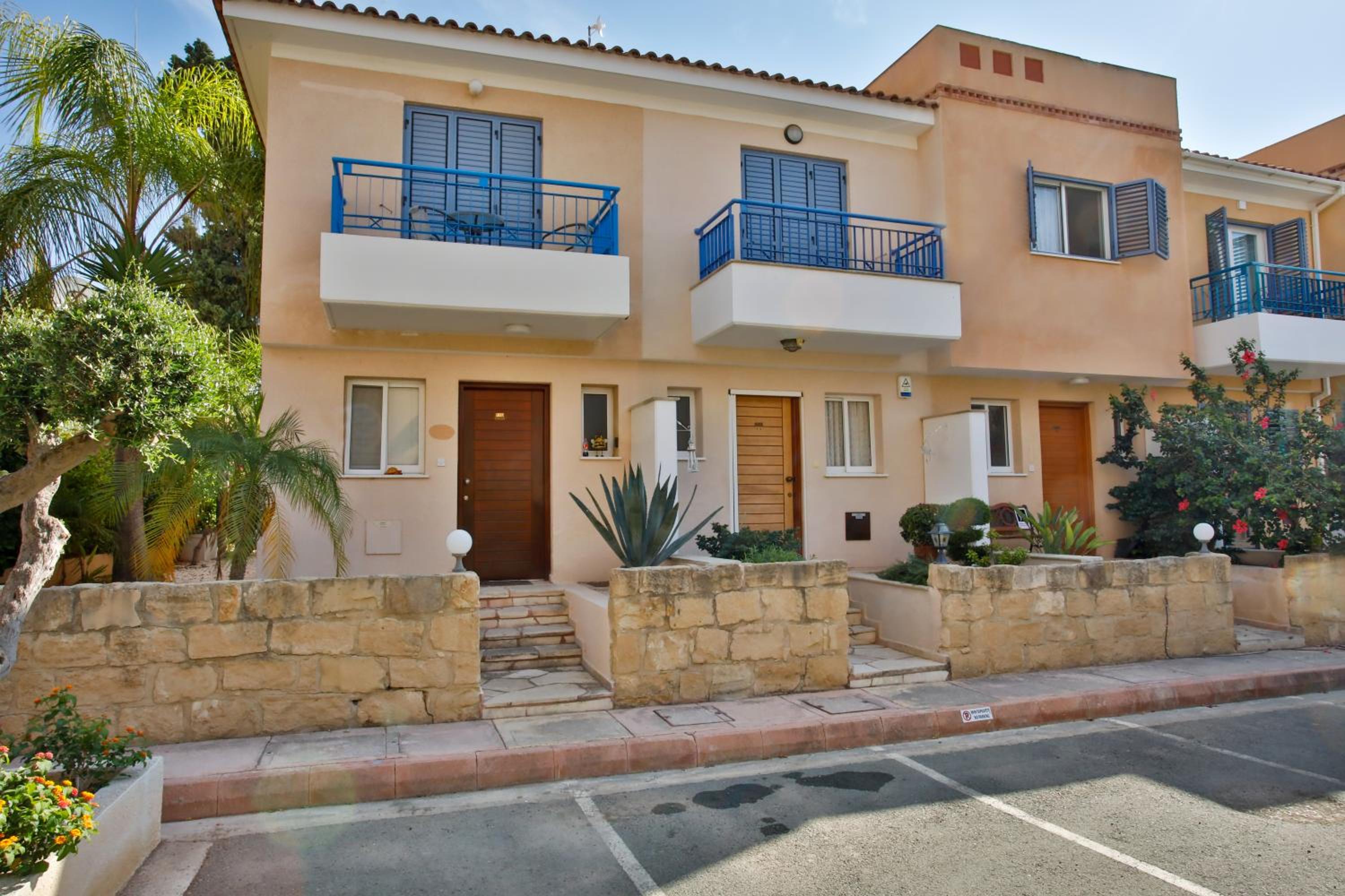 Casa Del Sol - Iris Village Universal Paphos, 2BD