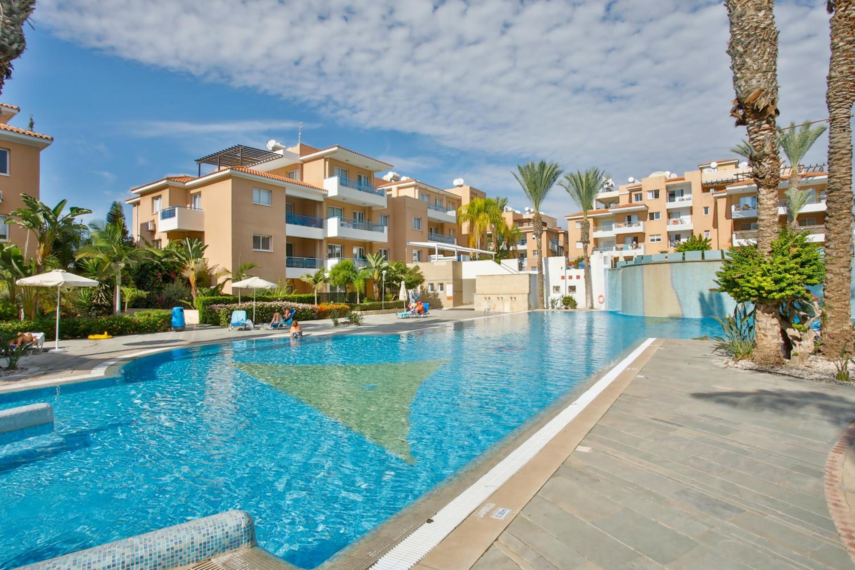 Casa Del Sol - Iris Village Universal Paphos, 2BD