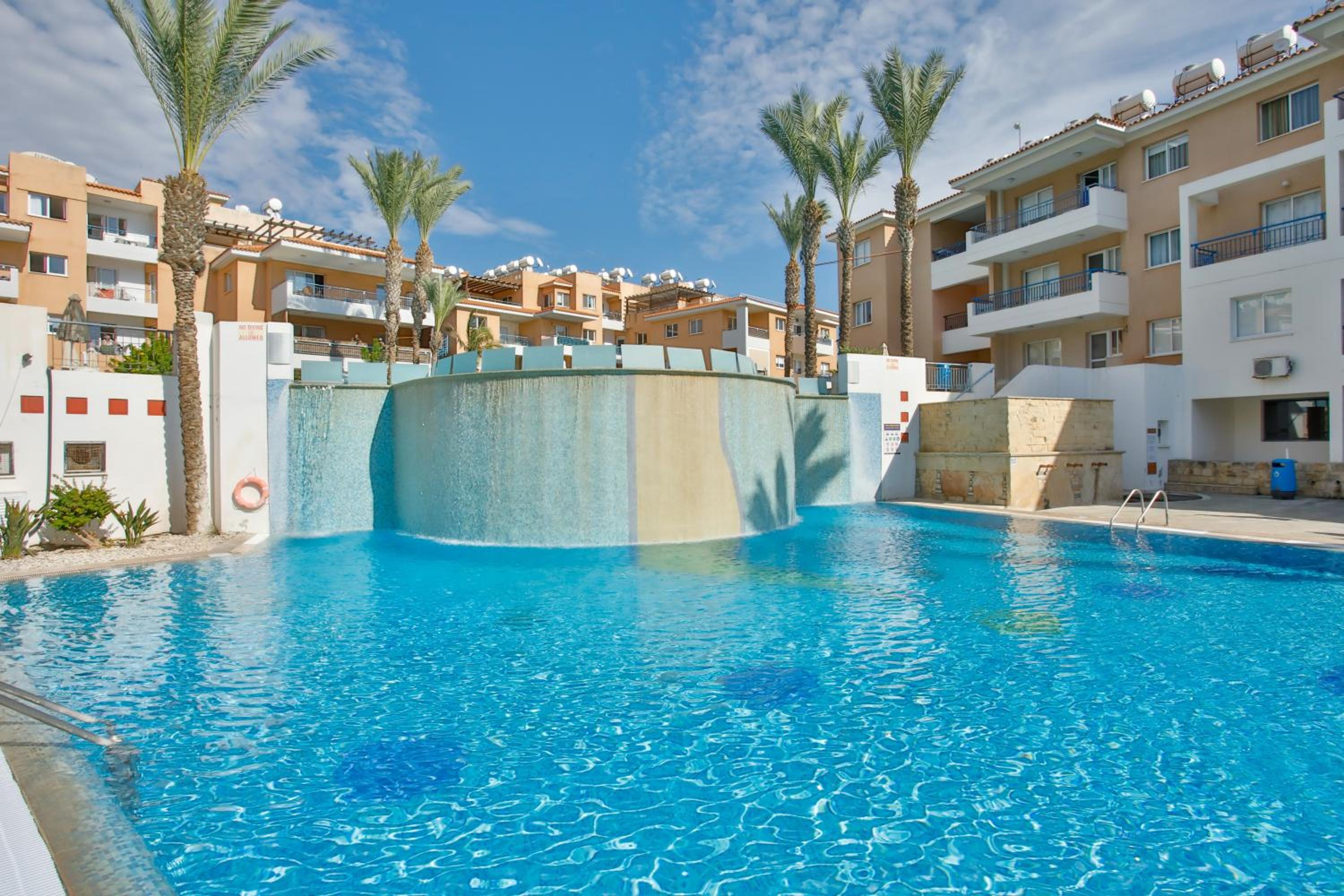 Casa Del Sol - Iris Village Universal Paphos, 2BD