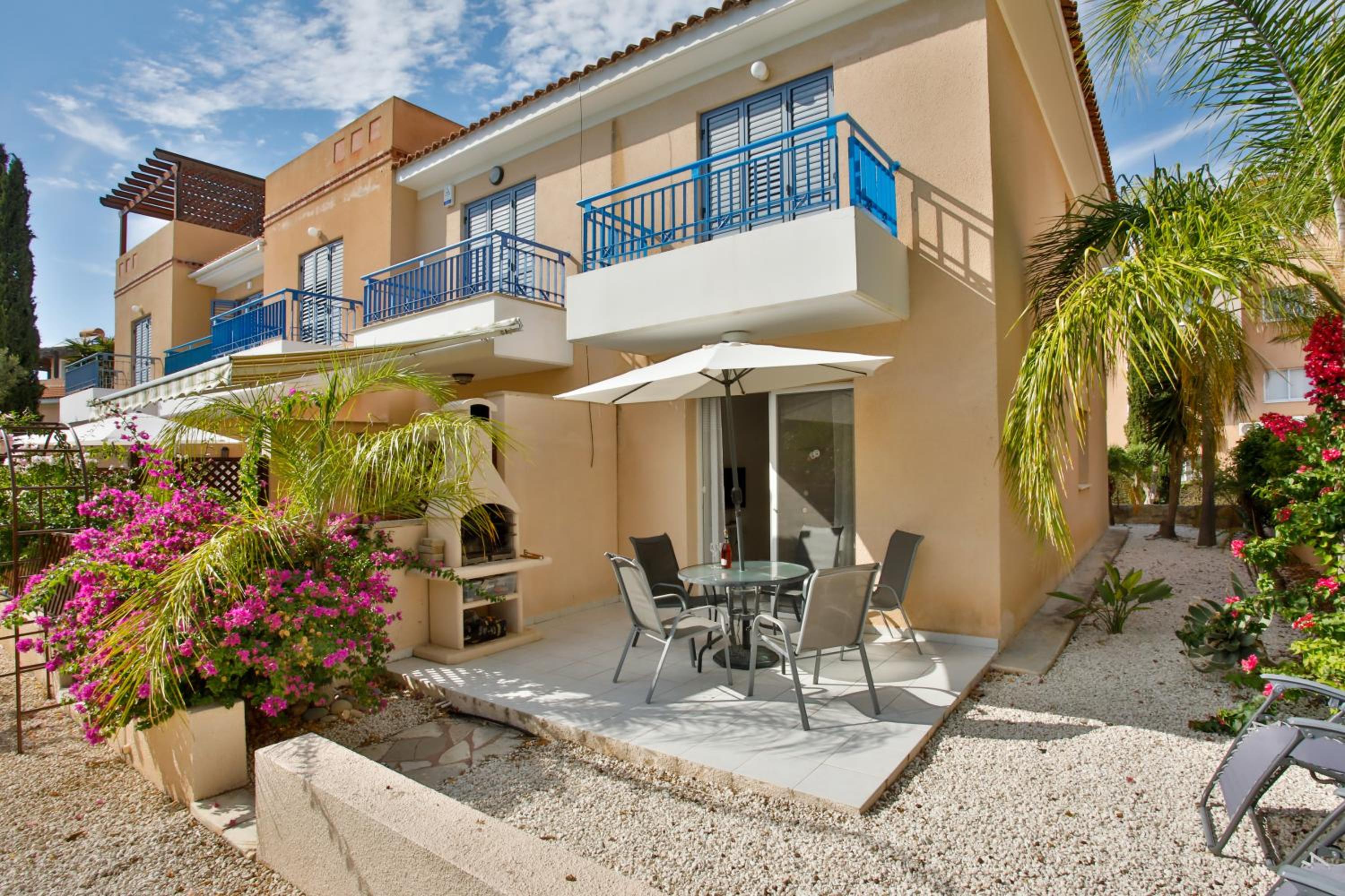 Casa Del Sol - Iris Village Universal Paphos, 2BD